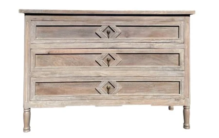 Shanghai Carved 3-Drawer Bachelor’s Chest