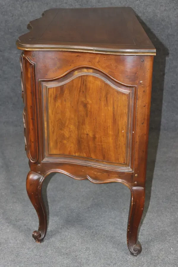 Fine Quality Carved Walnut Baker Furniture French Louis XV Style Commode Dresser - Image 7