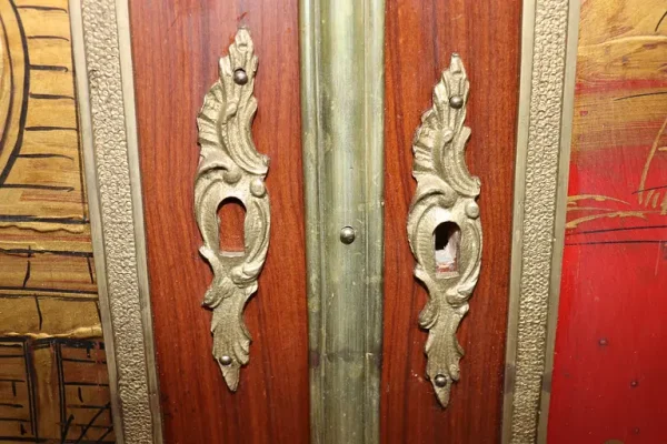Extremely Rare Pair of Large Scale Maison Jansen Chinoiserie Buffets - Image 10