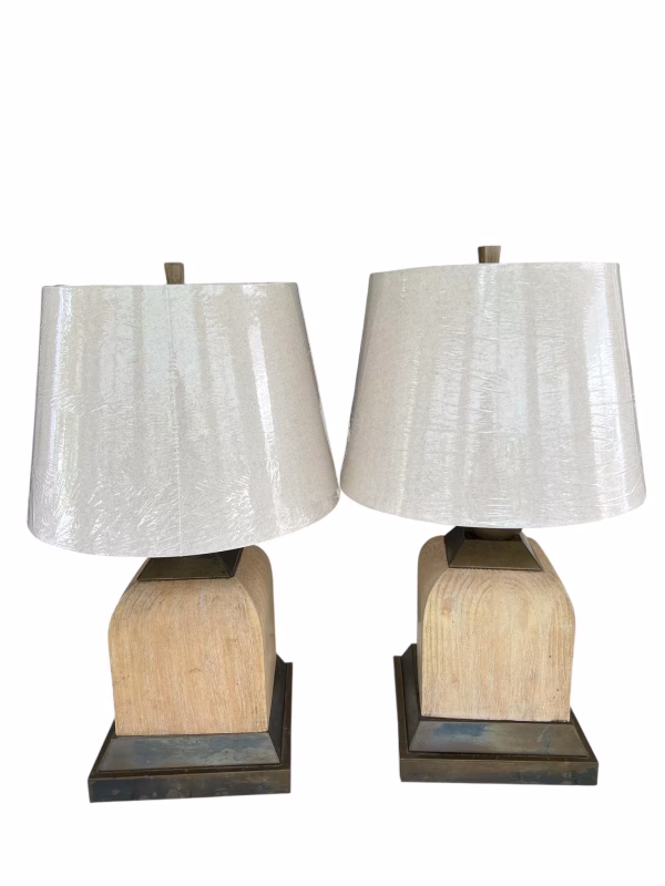 Pair of Vintage 1980s White Washed Wood Square Lamps - Image 2