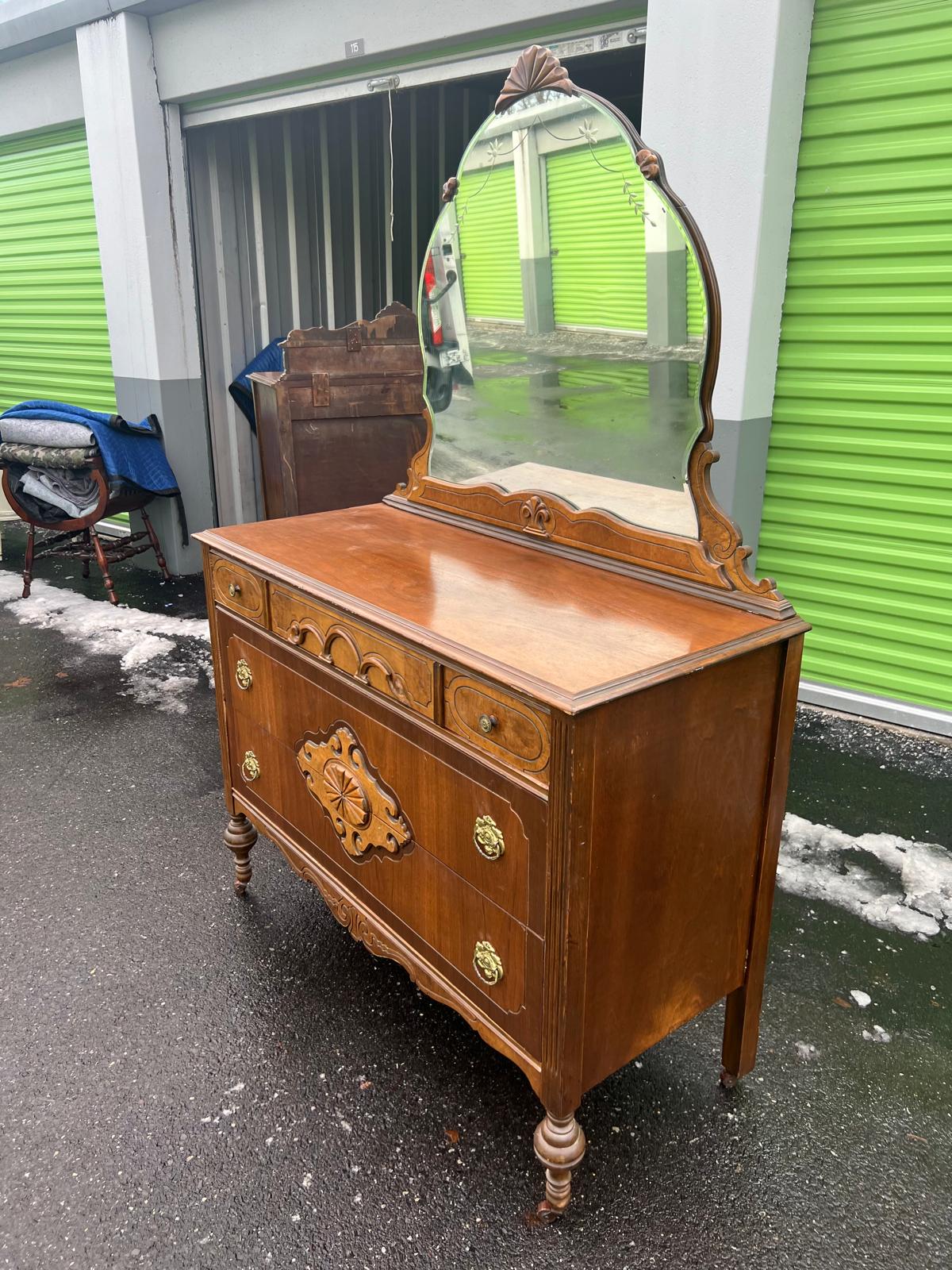 Antique Victorian Walnut Dresser with Carved Details & Mirror - Image 4