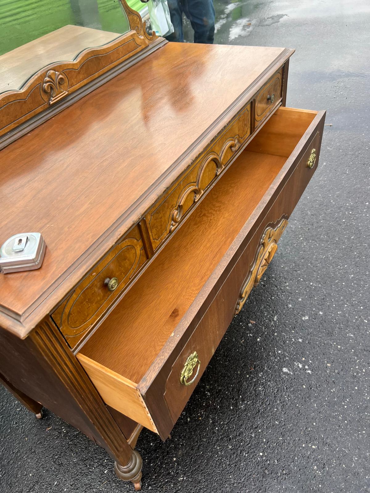 Antique Victorian Walnut Dresser with Carved Details & Mirror - Image 3