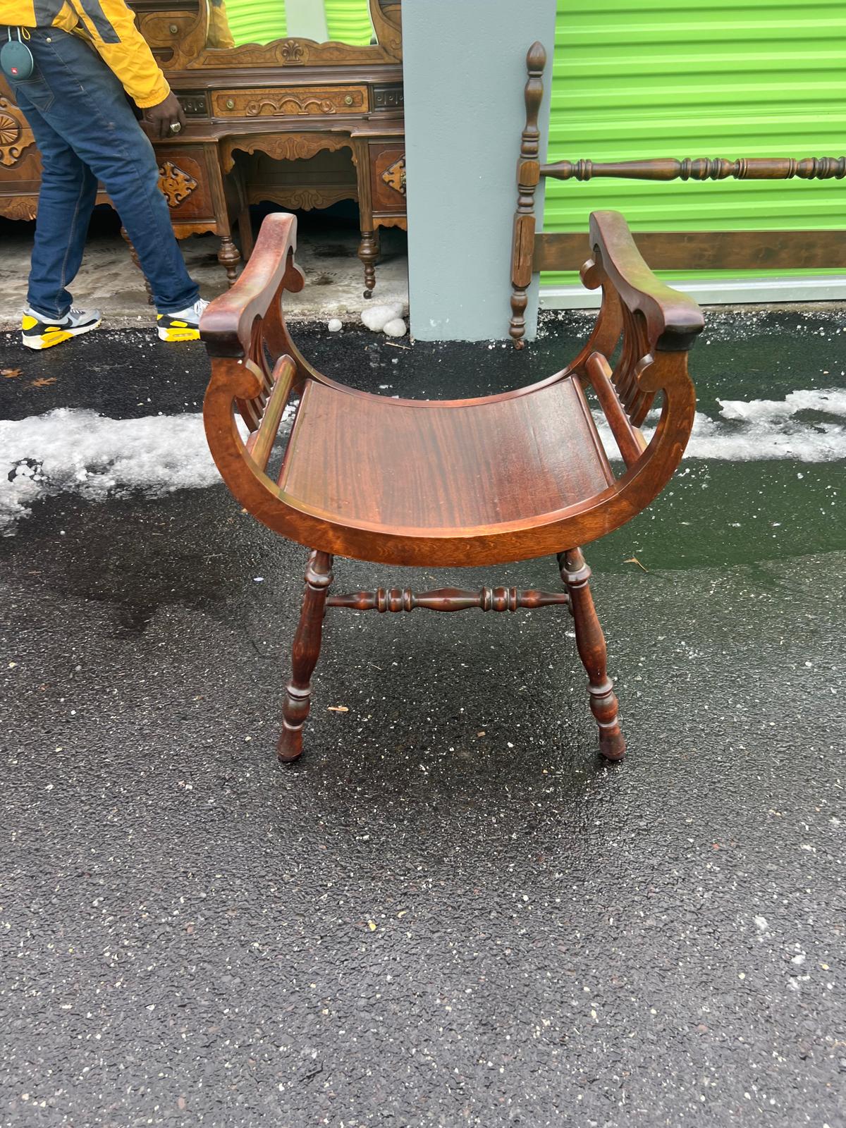 Early 20th-Century Solid Wood Vanity Saddle Chair - Image 5