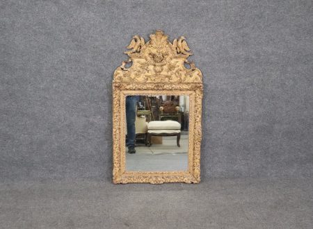 Antique 18th Century French Louis XIV Gilt Wood Wall Mirror circa 1700, Antique Decor