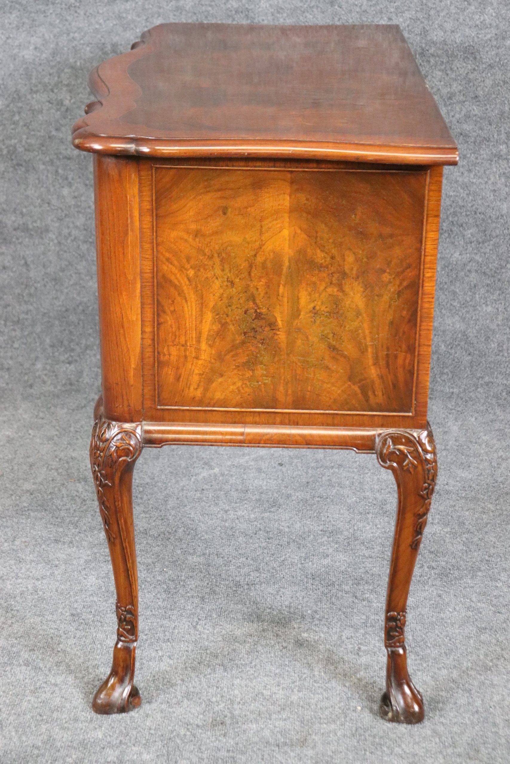 Antique Georgian Style Carved Mahogany Commode - Buffet Chest - Image 3