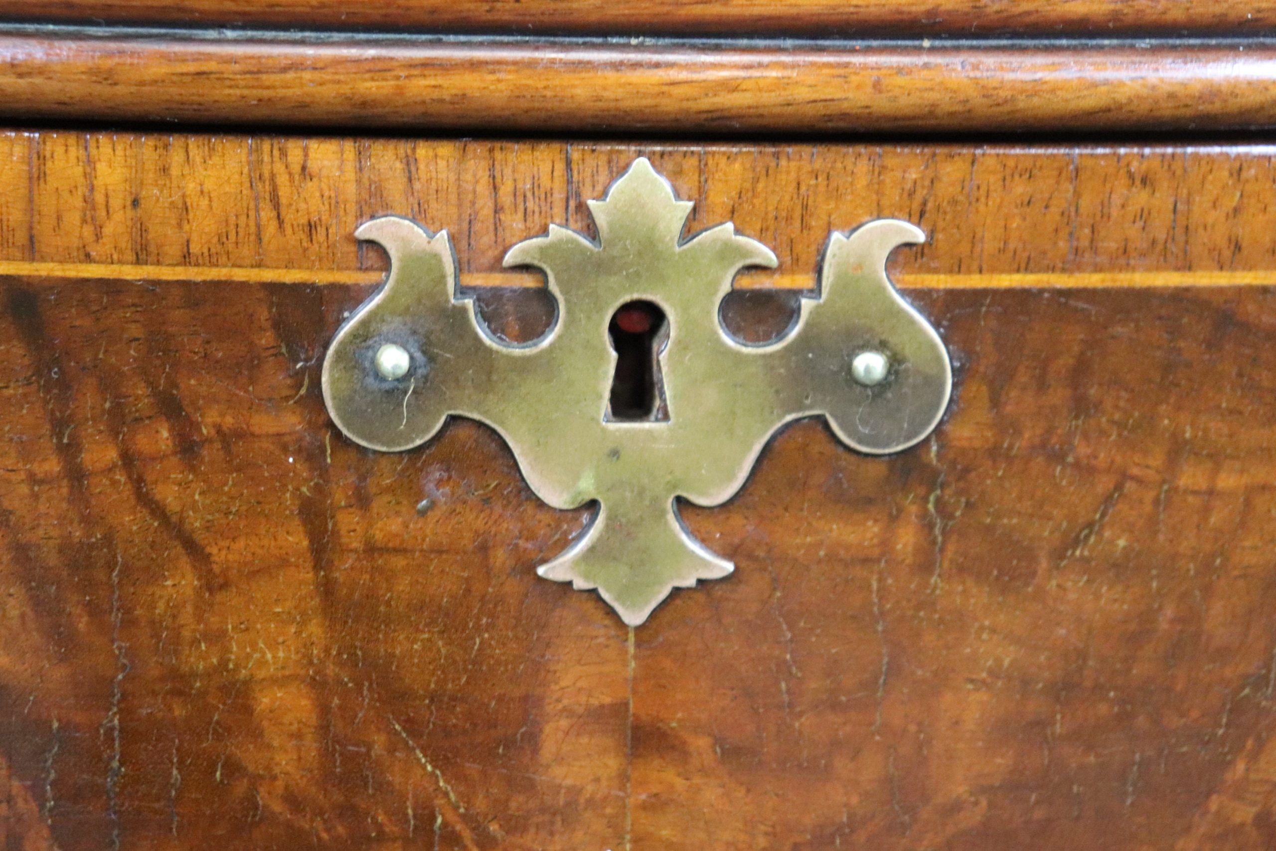 Antique Georgian Style Carved Mahogany Commode - Buffet Chest - Image 10