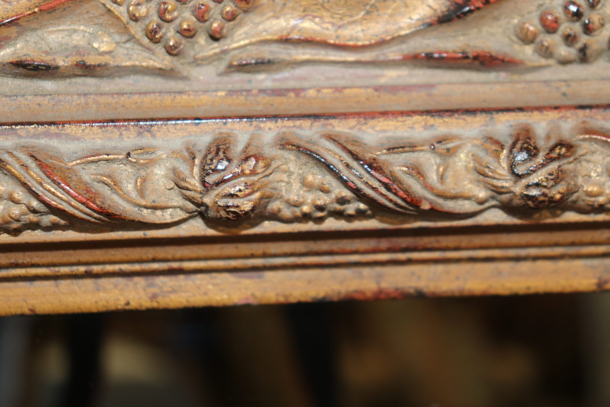 Vintage Mid Century Distressed Gilt Rectangular Floral Wall Hanging Mirror circa 1960s, Accent Mirror - Image 7