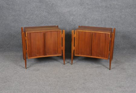 Mid Century Modern Pair of William Hinn Exoskeleton Nightstands circa 1960s, End Tables