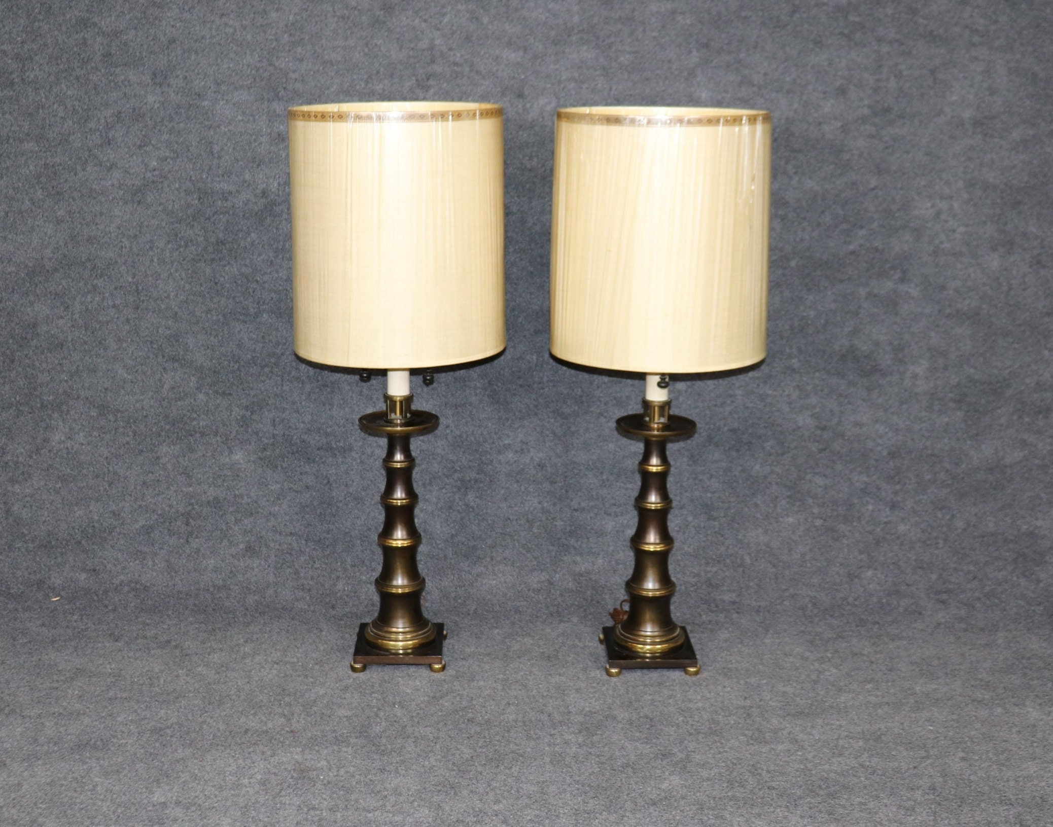 Pair of MCM Hollywood Regency Style Brass Table Lamps by Stiffel, Accent Lamps. Vintage Lamp