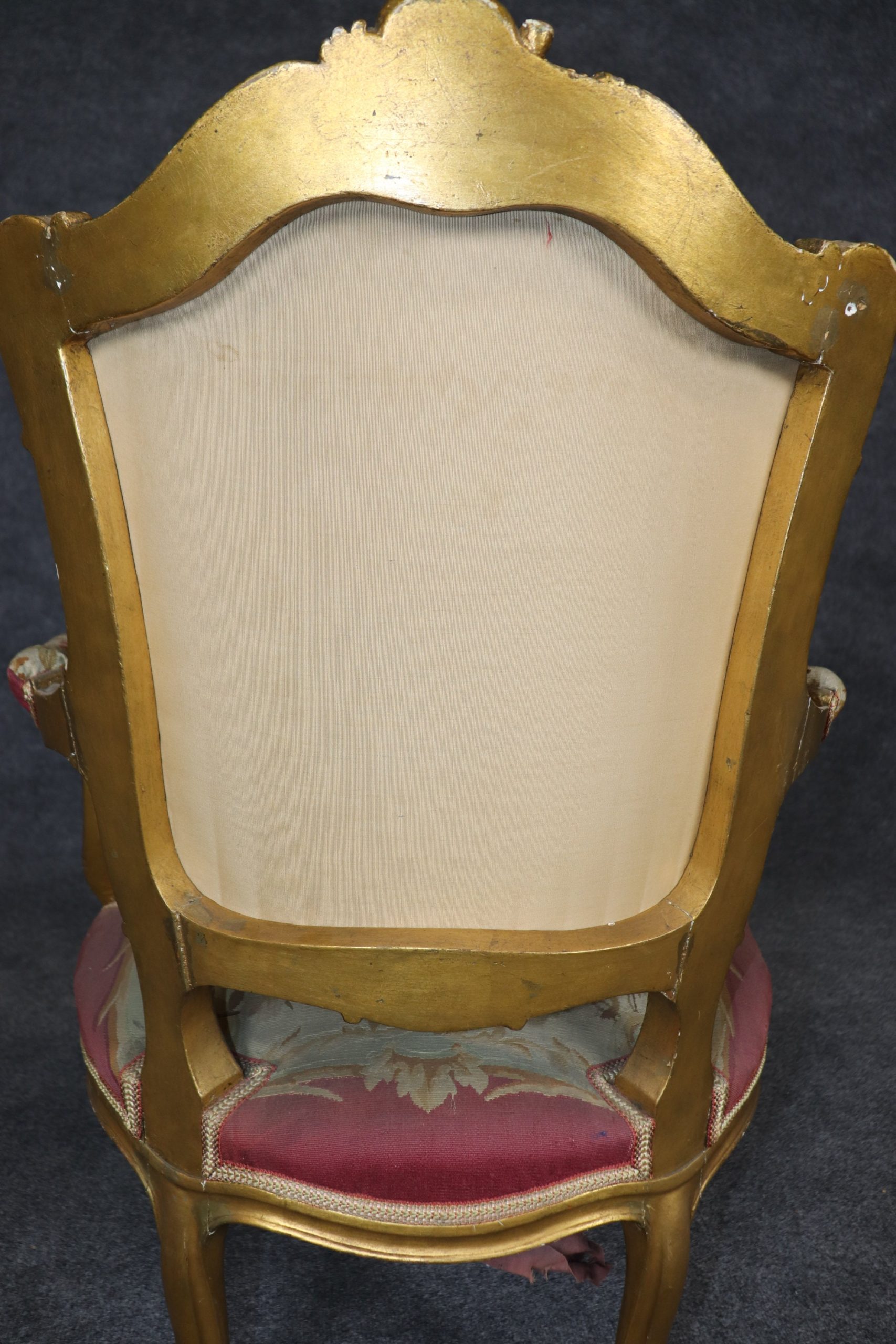 French Louis XV Style Gold Gilt Tapestry Armchair circa 1930s, French Decor - Image 9