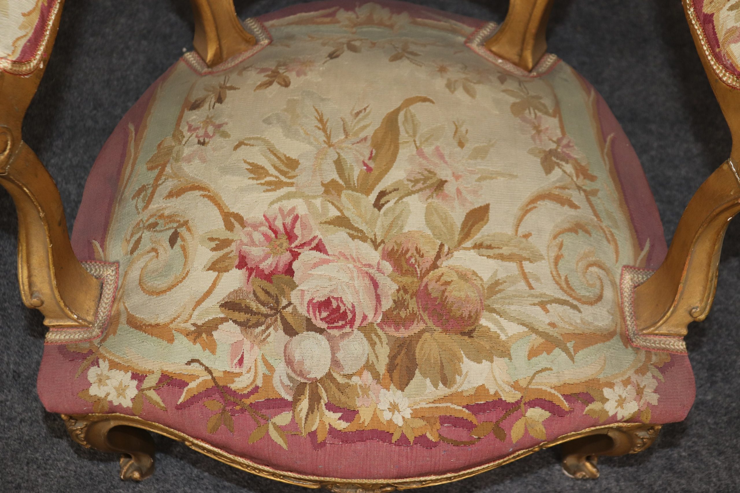 French Louis XV Style Gold Gilt Tapestry Armchair circa 1930s, French Decor - Image 10