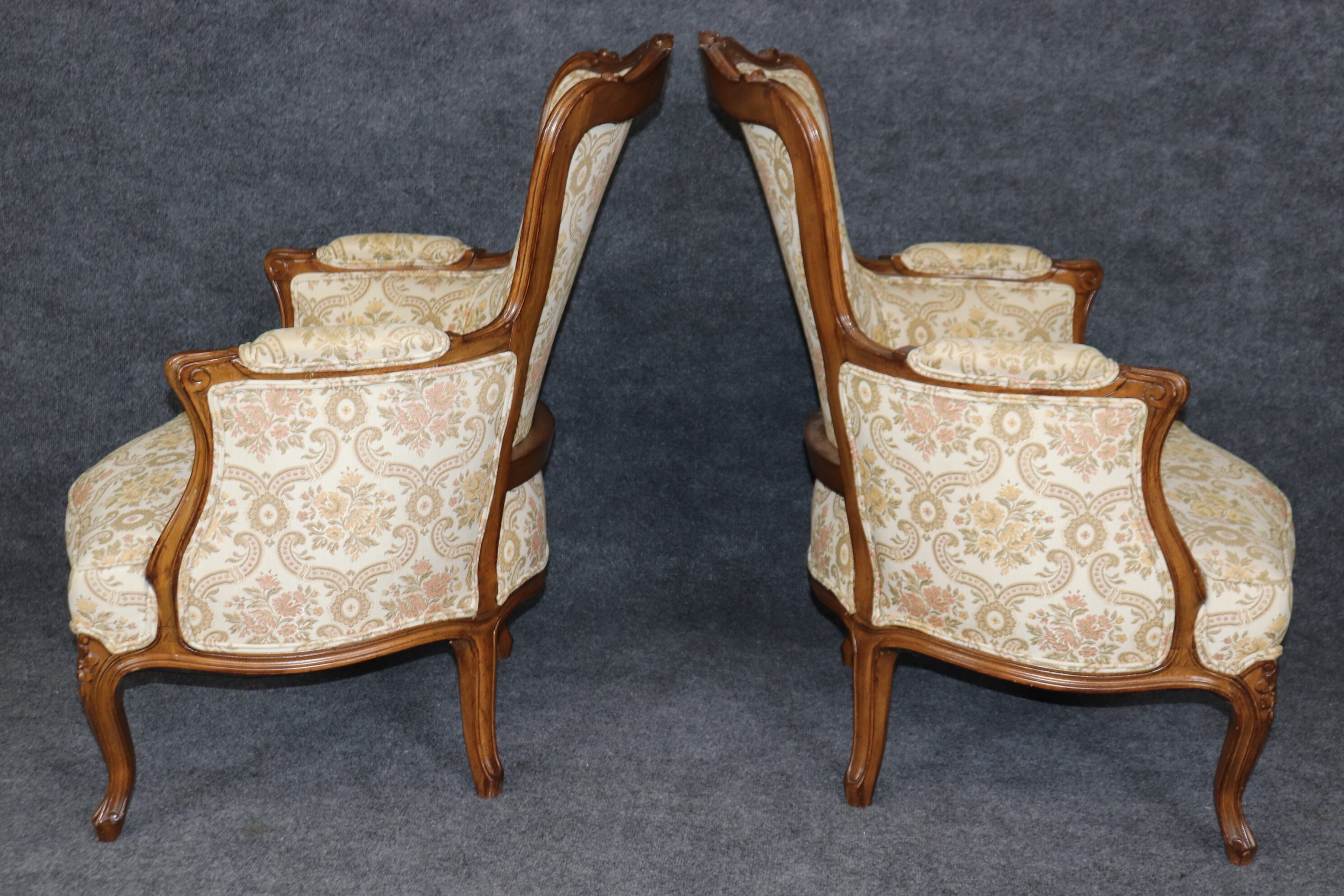 Vintage Louis XV Style Armchairs: Floral Upholstered Bergeres, Pair - Image 4