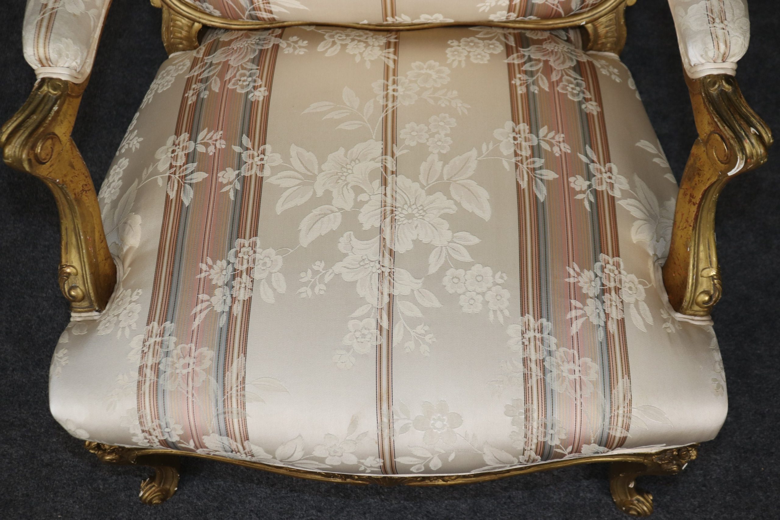 Antique Pair of French Louis XV Style Carved Gold Gilt Bergeres, Armchairs - Image 10