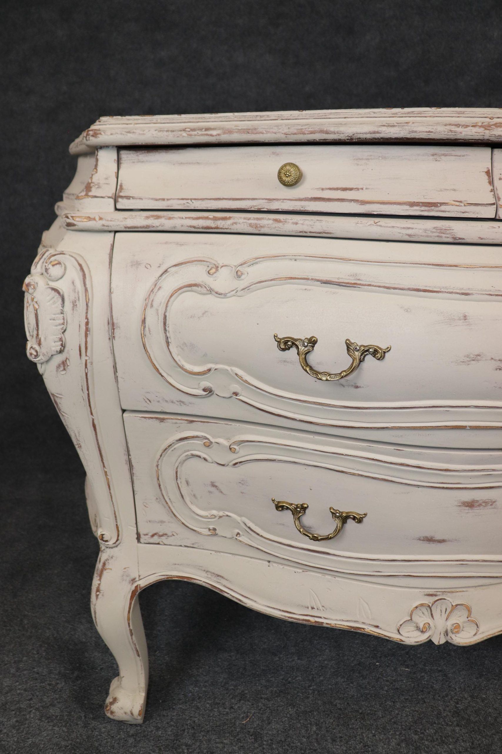 Pair of Swedish Country French Paint Decorated Commodes, Chest of Drawers - Image 9