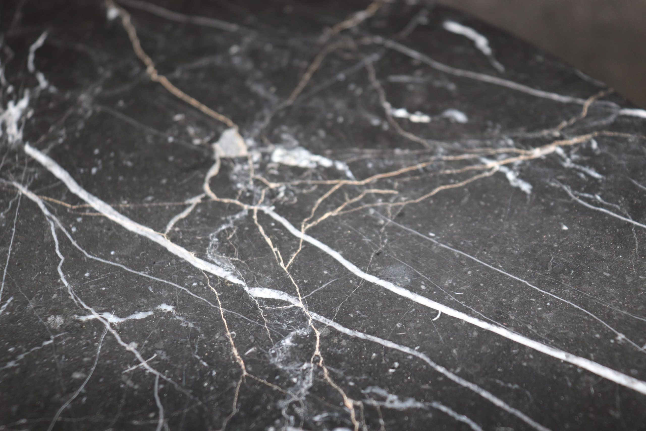 Vintage French Art Deco Marble Top End Tables: Pair of Accent Tables - Image 5