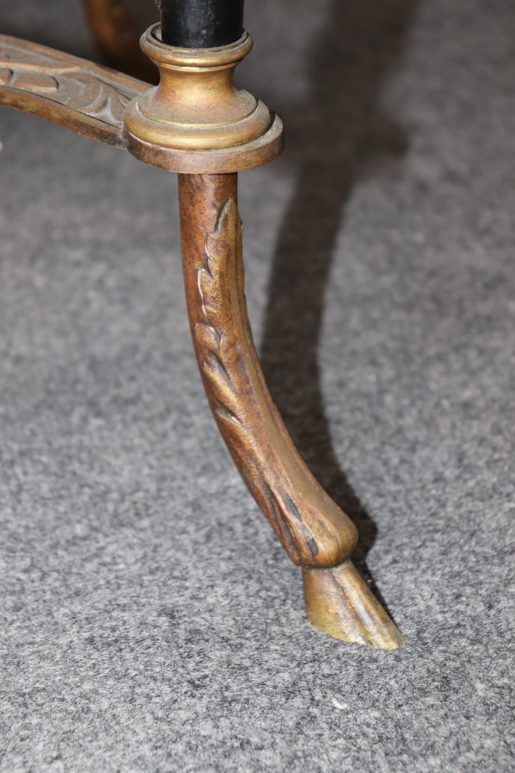 Louis XVI Style Marble Top Accent Table: Vintage French Neoclassical Design - Image 7