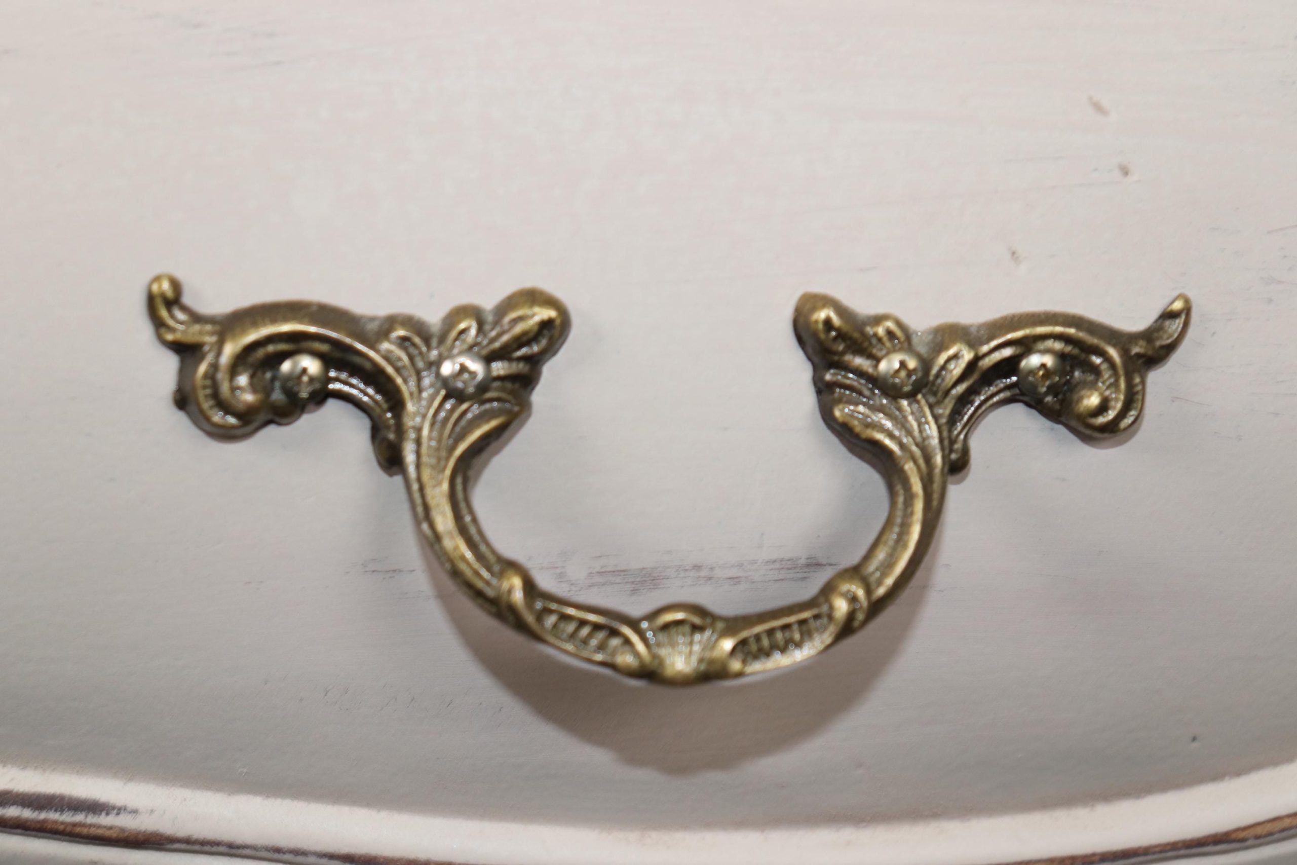 Pair of Swedish Country French Paint Decorated Commodes, Chest of Drawers - Image 7