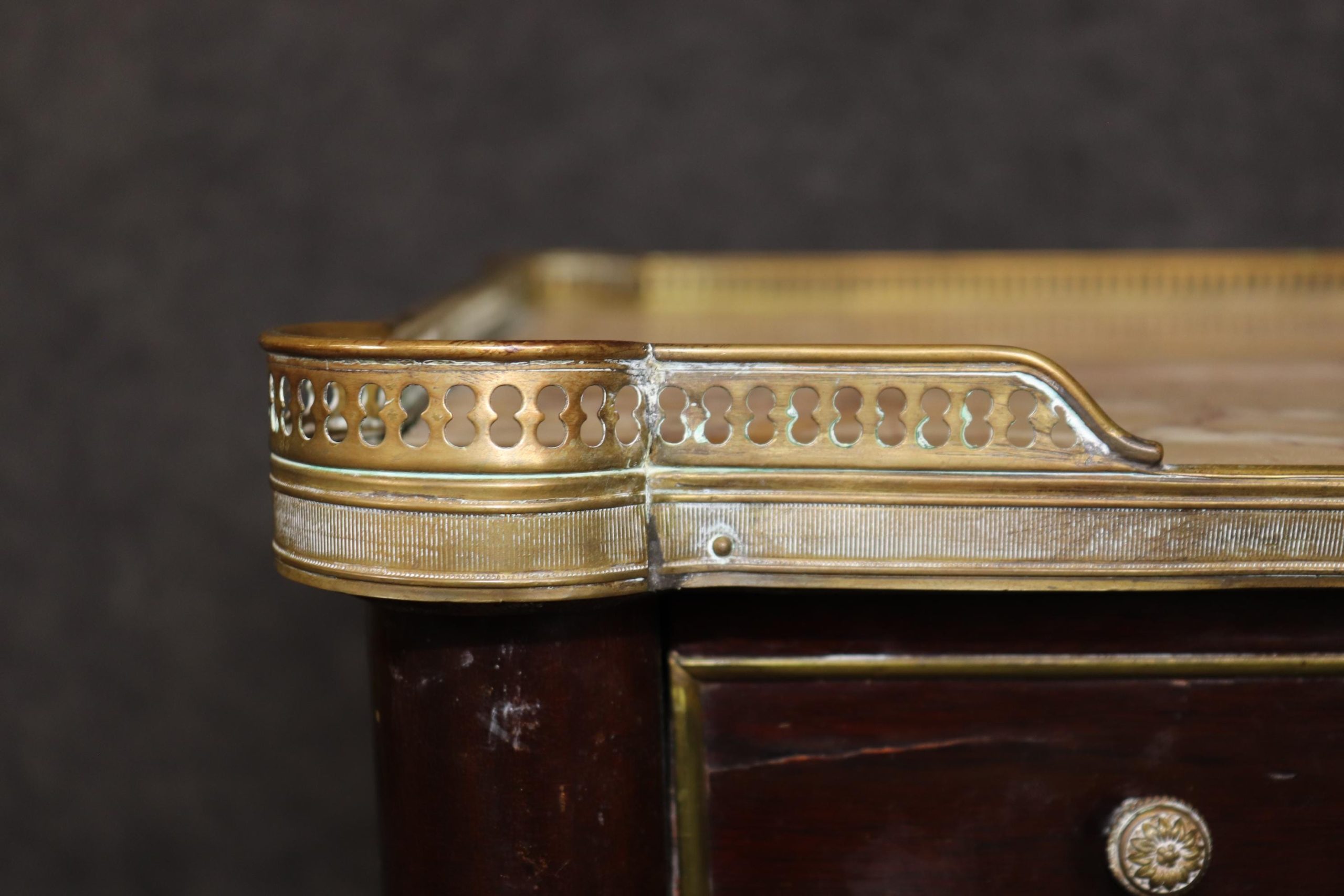 Vintage French Louis XVI Marble Top Side Table: Brass Accent End Table - Image 8