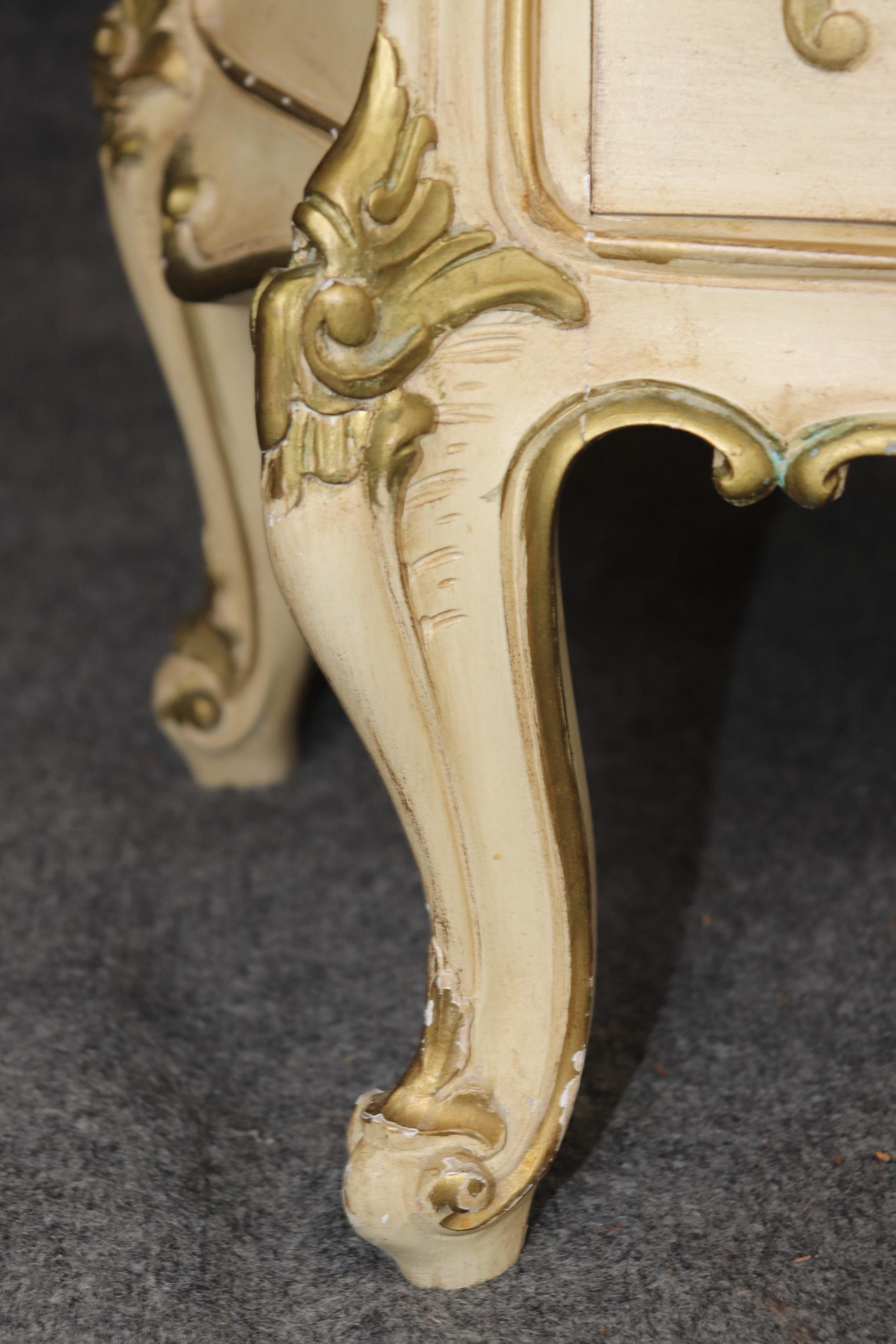 Pair Vintage Louis XV Style Nightstands: Painted Accent Tables - Image 6