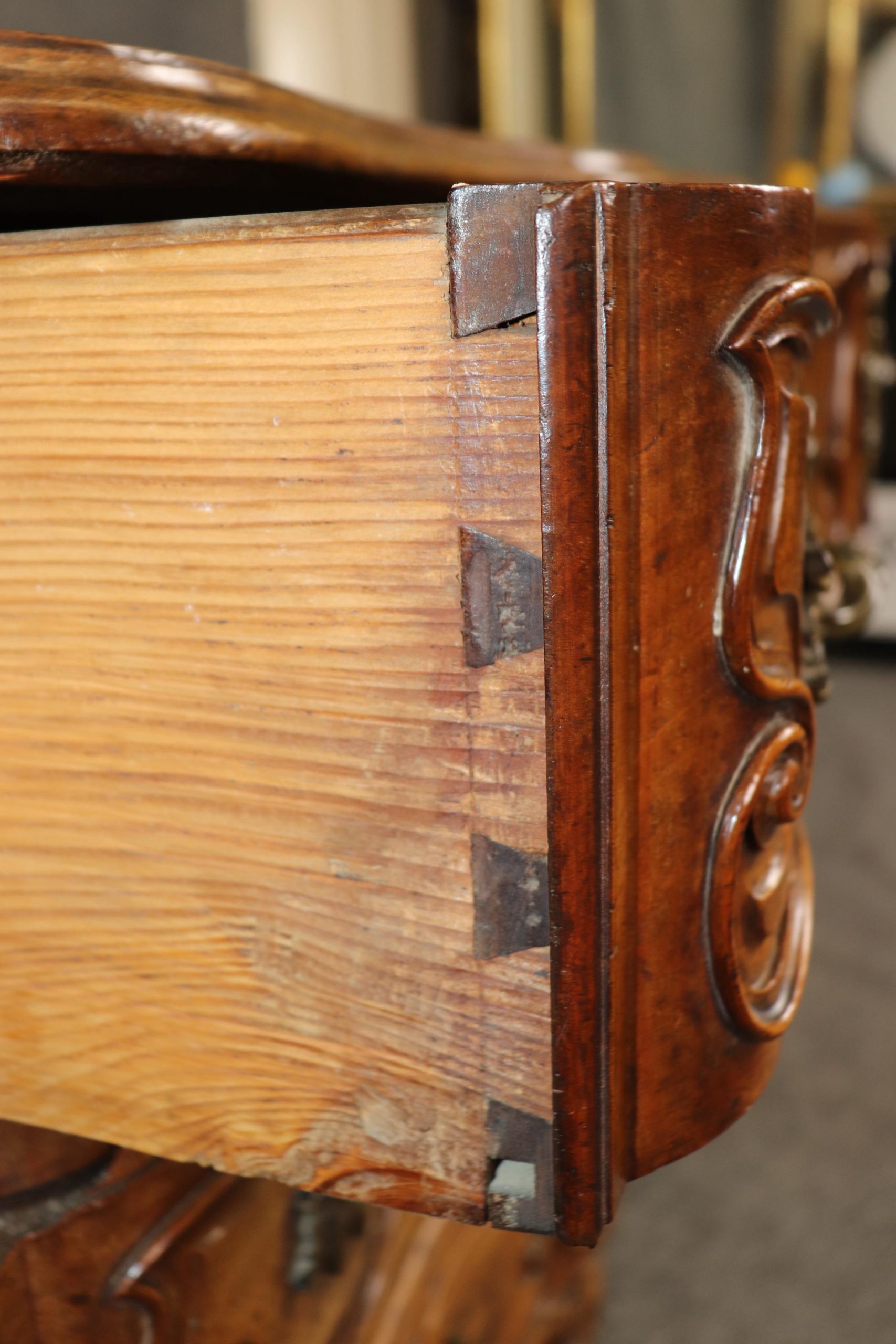 Antique French Louis XV Style Commode: 18th Century Walnut Chest of Drawers - Image 9
