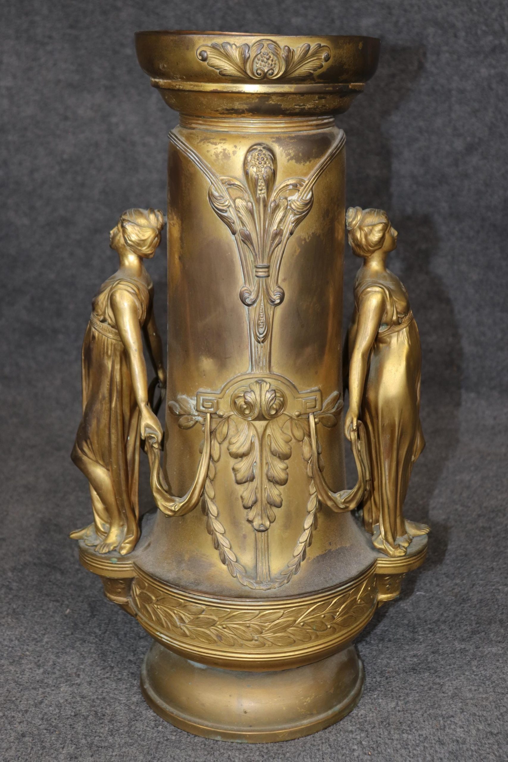 Vintage Art Nouveau Gilt Metal Figural Urn Vase: Entryway Decor - Image 4