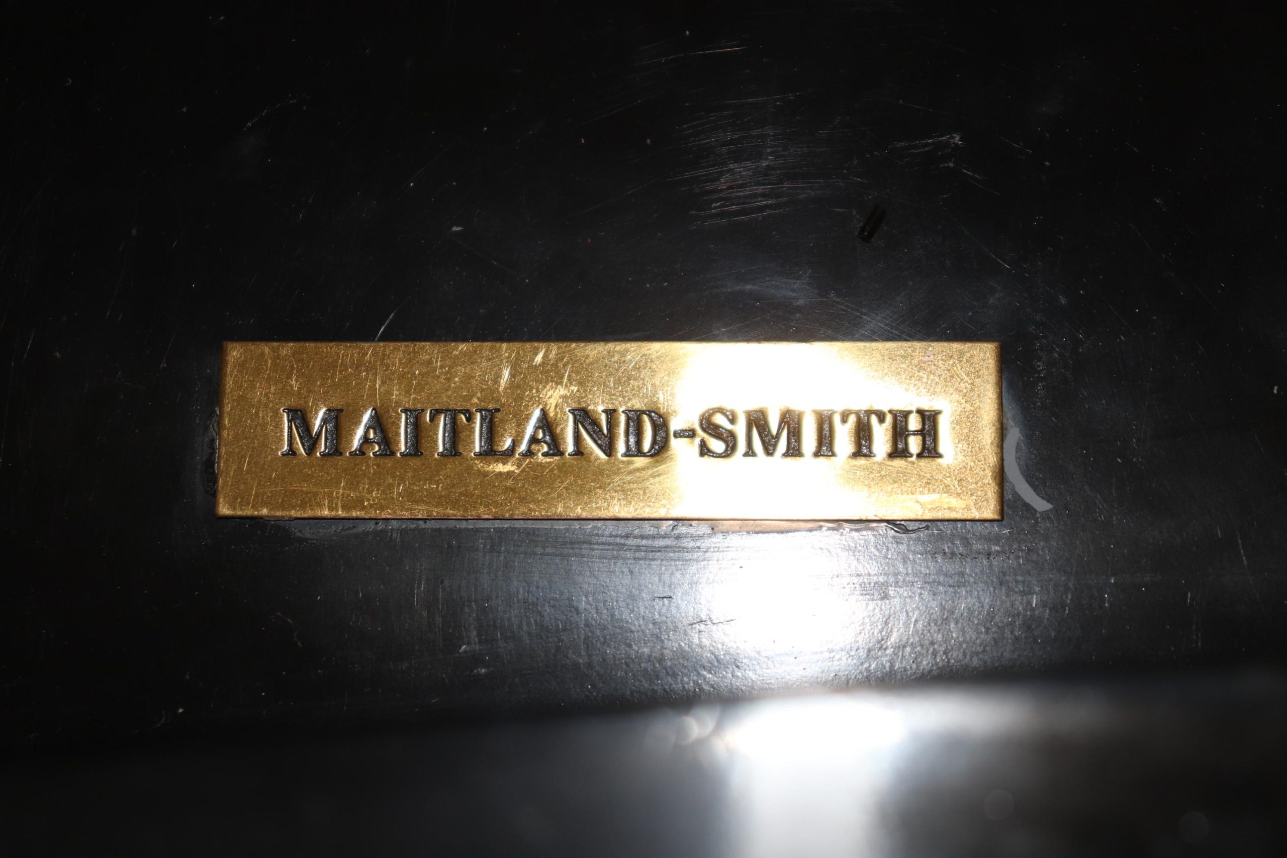 Vintage Maitland Smith Chinoiserie Commodes: Louis XV Style Pair - Image 10