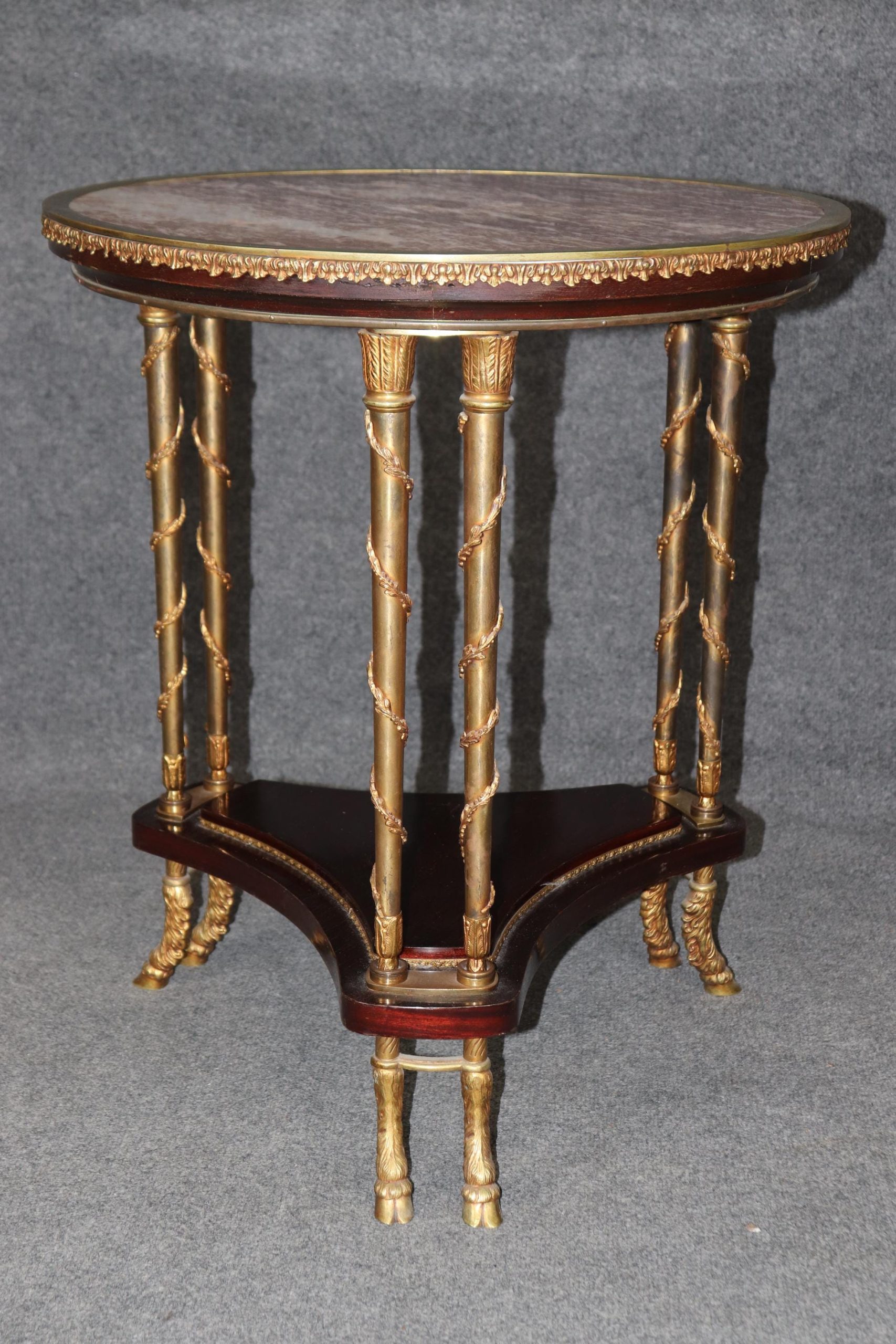 Louis XV Style Marble Top End Table: Brass Mounted Accent Table - Image 2