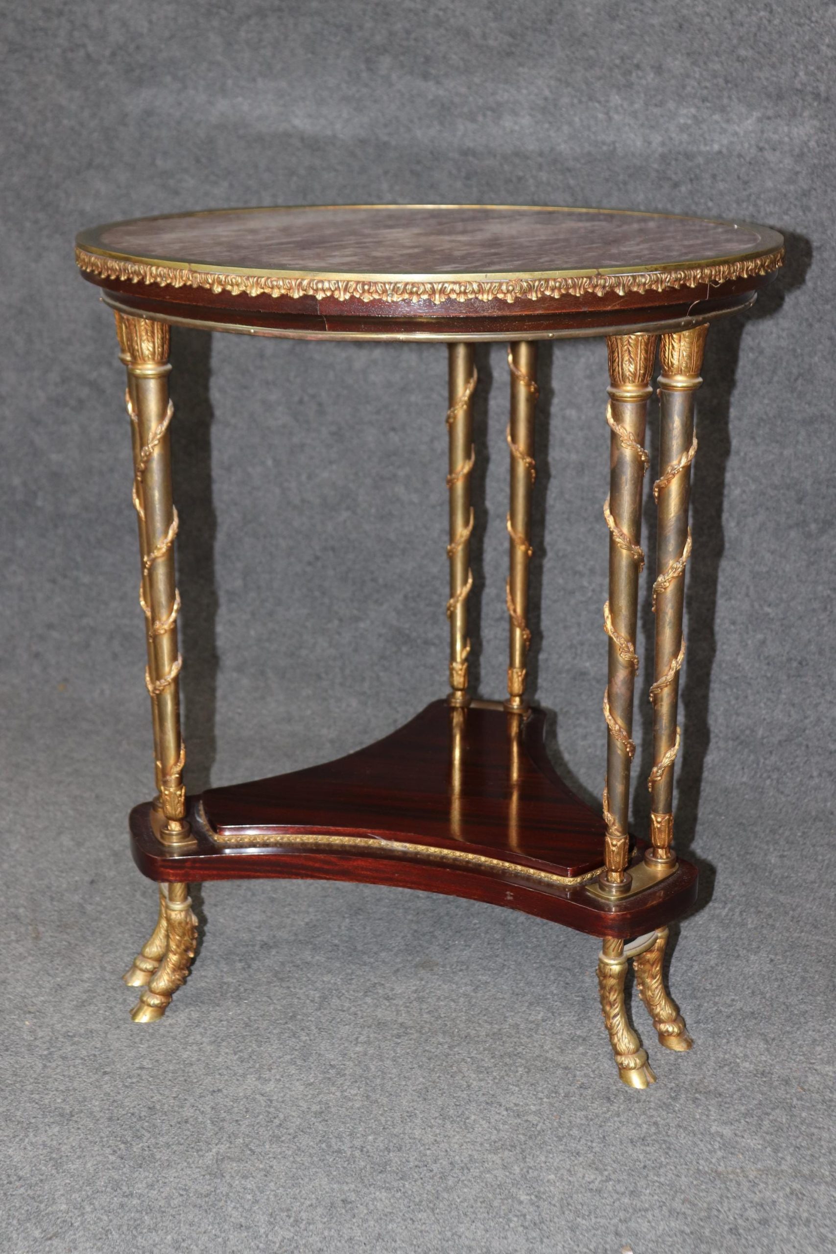 Louis XV Style Marble Top End Table: Brass Mounted Accent Table - Image 3