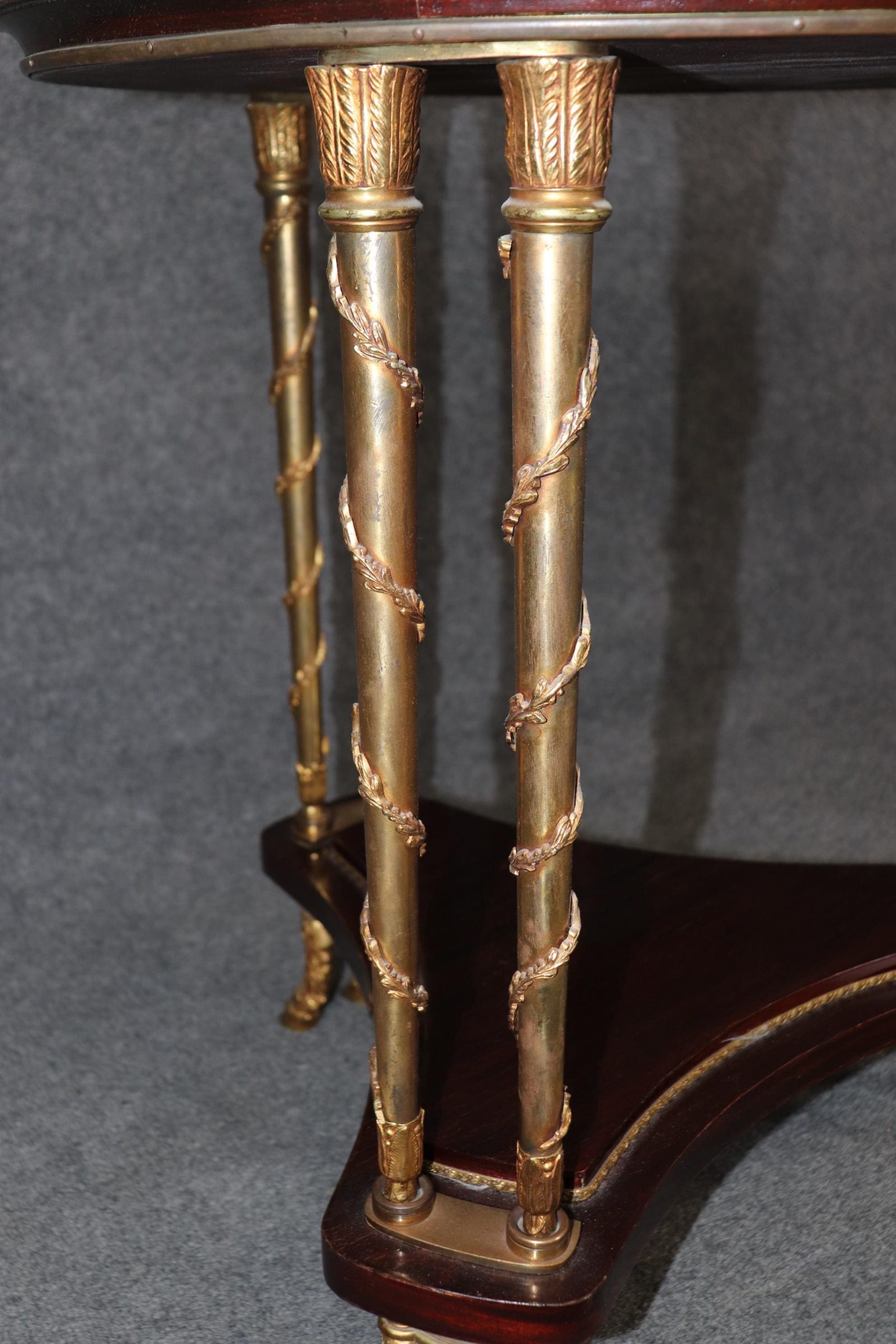 Louis XV Style Marble Top End Table: Brass Mounted Accent Table - Image 7