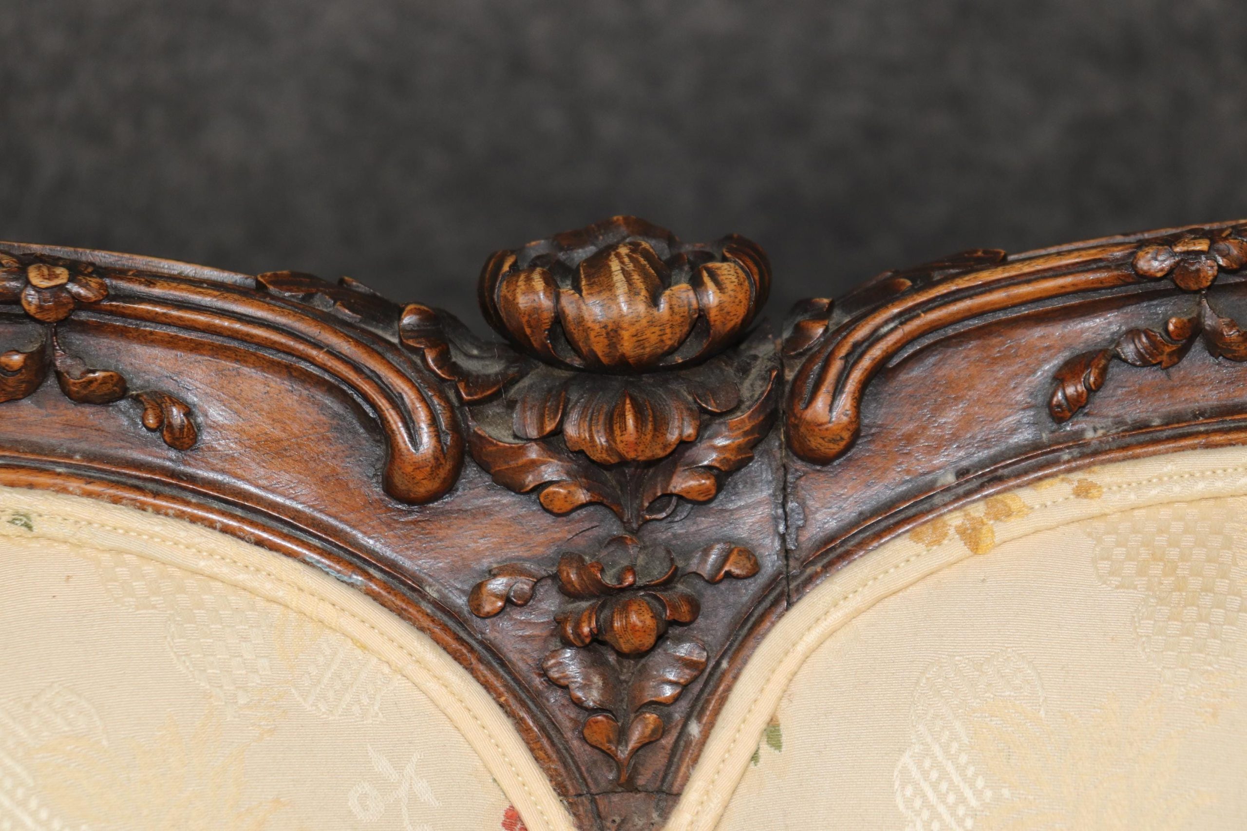 Antique Georgian Style Carved Settee: Floral Upholstery Loveseat - Image 9