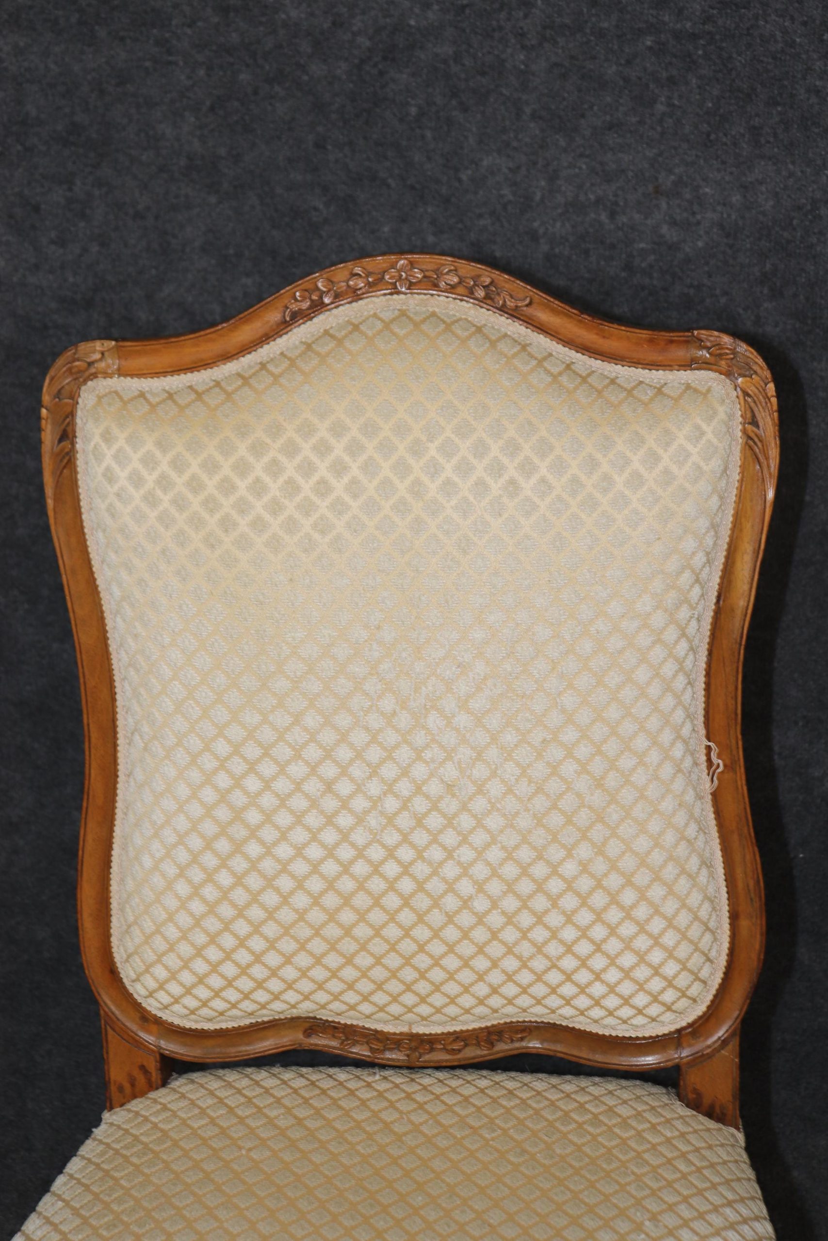 Vintage French Louis XV Style Oak Chairs: Upholstered Accent Pair - Image 6