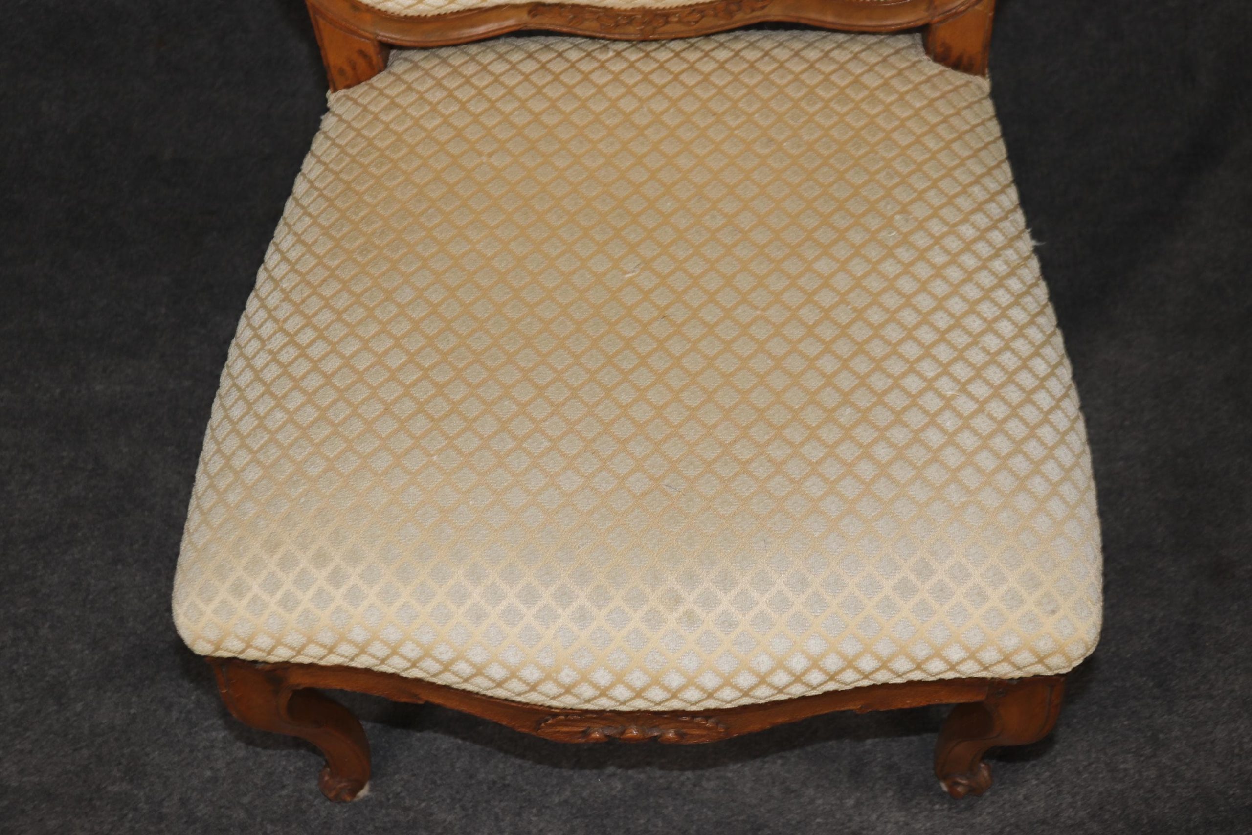 Vintage French Louis XV Style Oak Chairs: Upholstered Accent Pair - Image 7