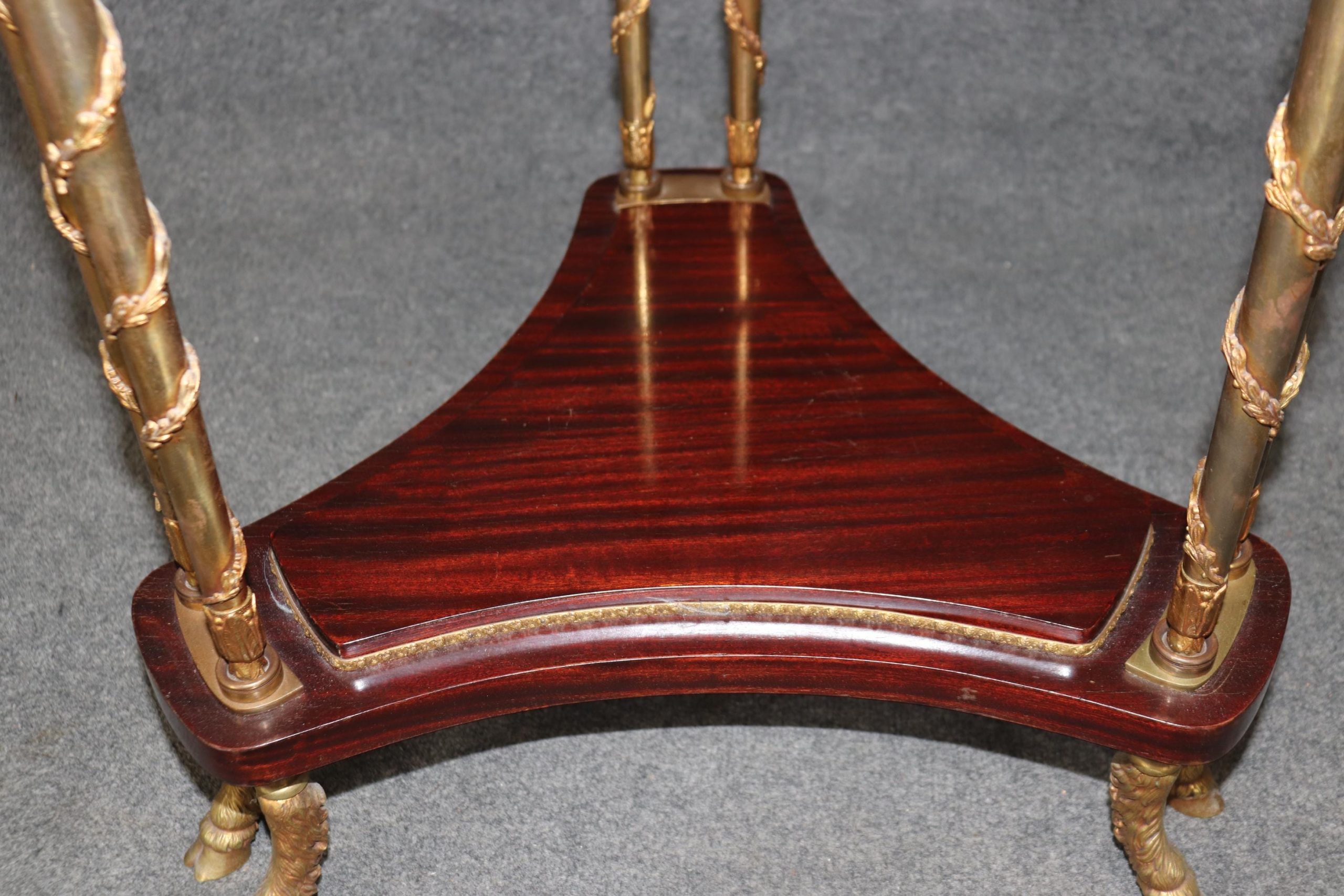 Louis XV Style Marble Top End Table: Brass Mounted Accent Table - Image 5