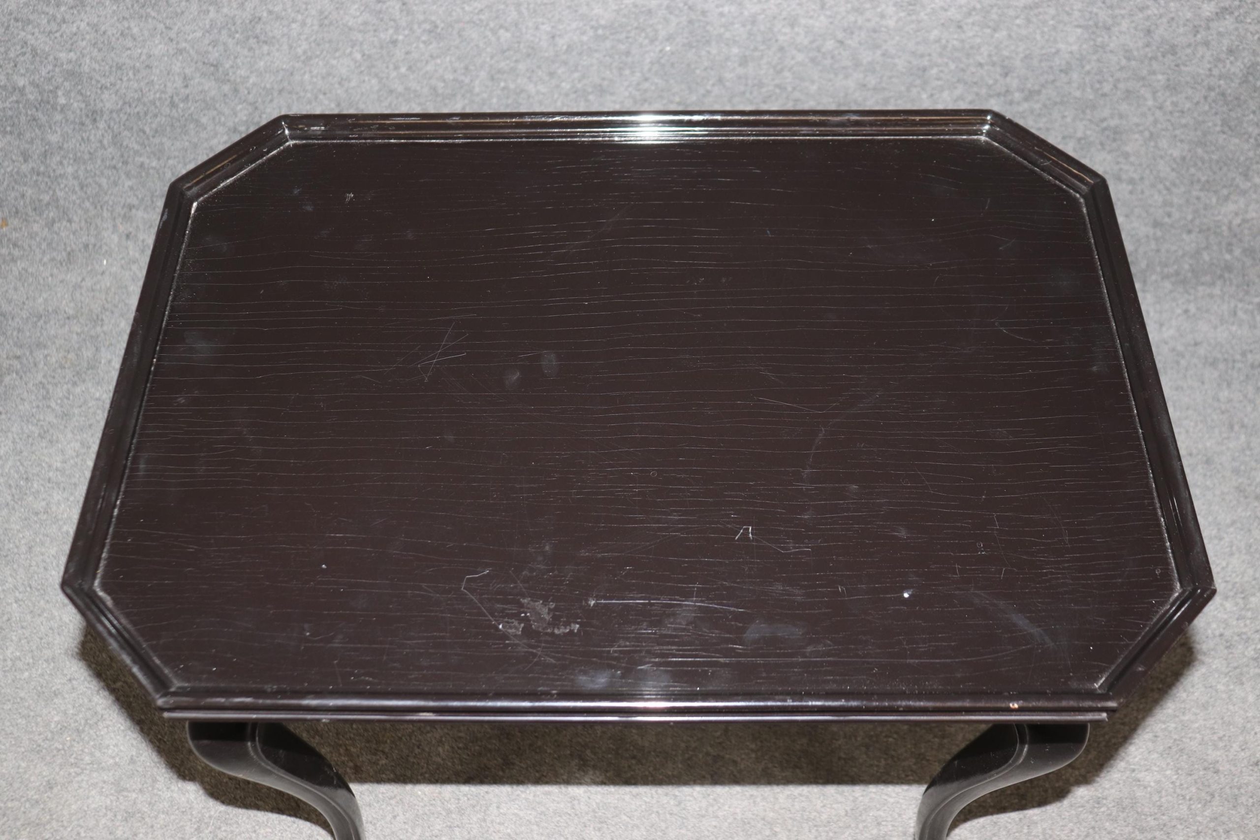Vintage Regency Style Ebonized Black Lacquer End Table (1940s) - Image 8
