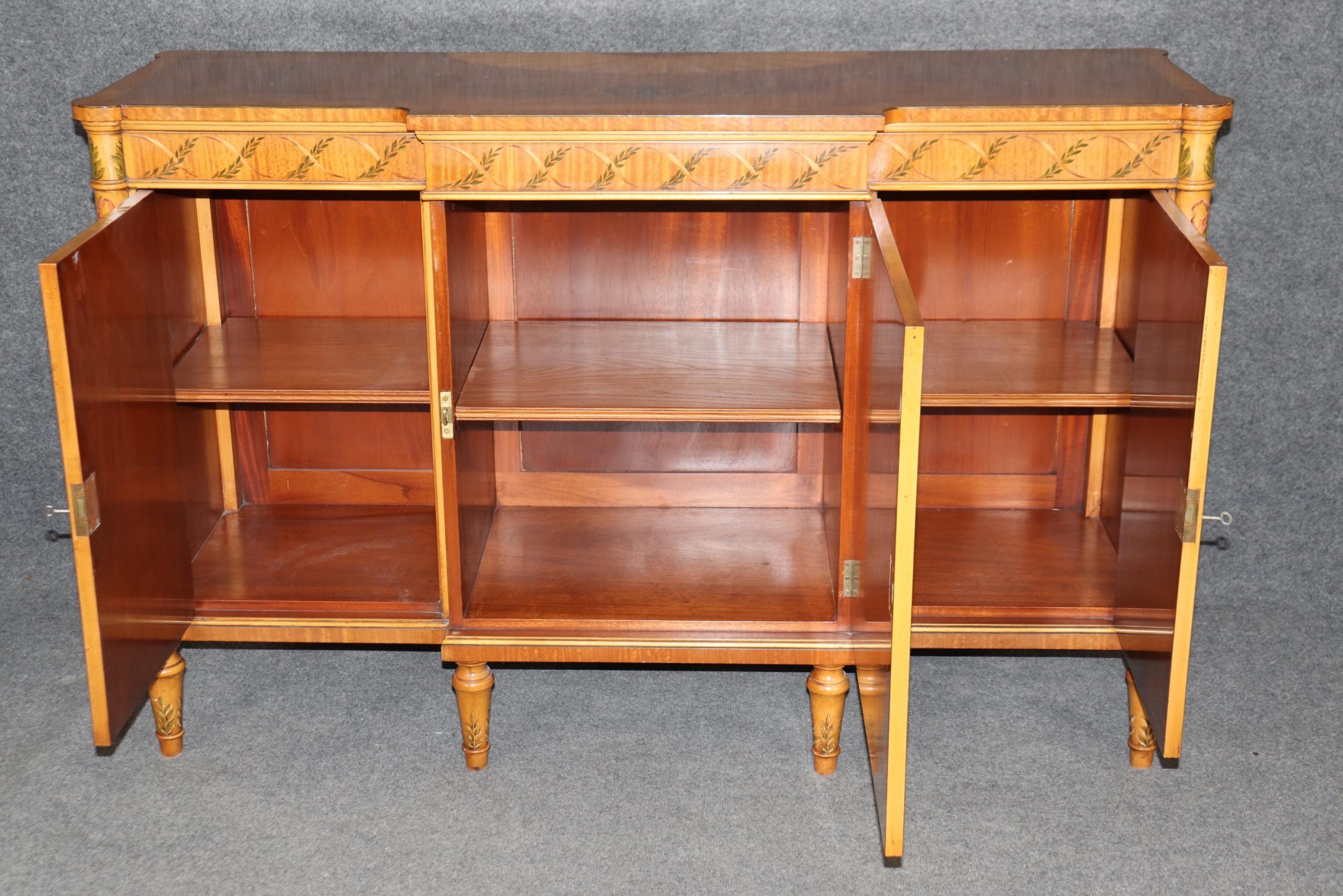 Vintage English Adams Style Painted Server: MCM Dining Room Furniture - Image 5