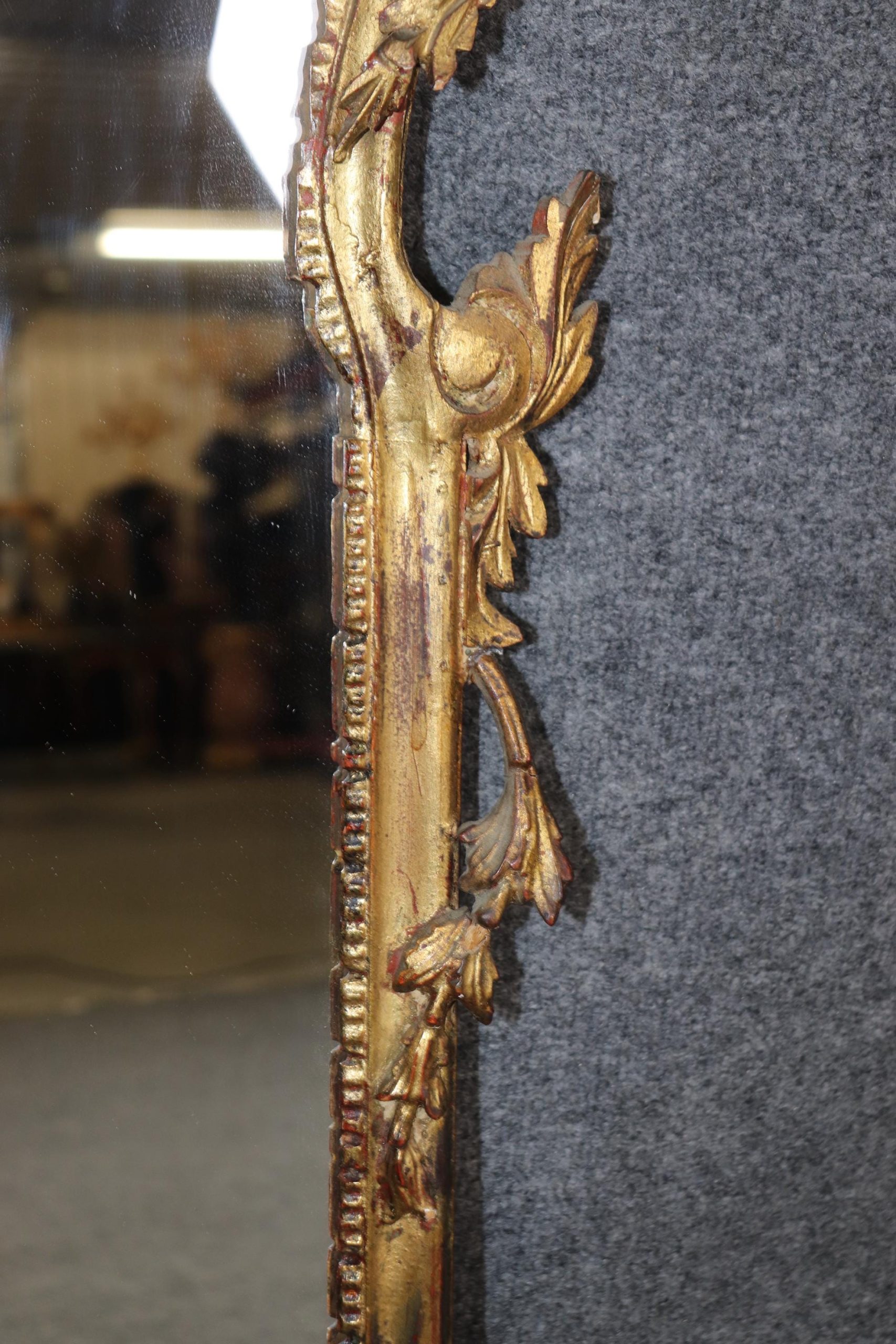 Antique Italian Rococo Gilt Mirror: Carved Wood Wall Decor - Image 4