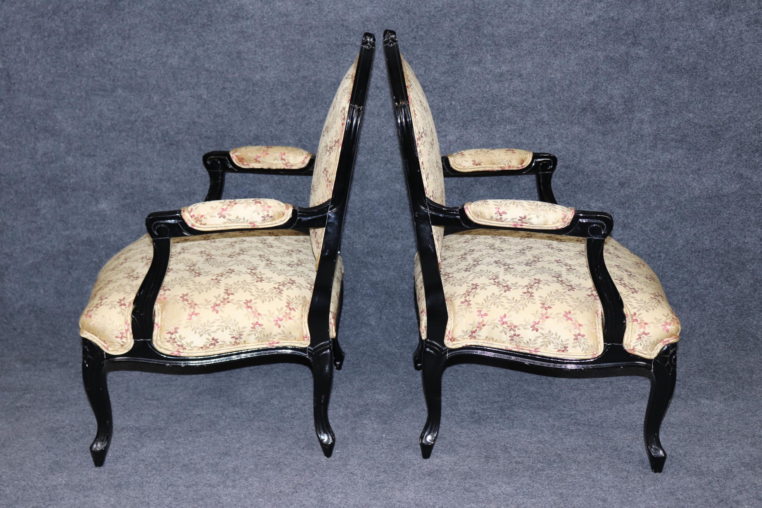 Vintage Louis XV Style Armchairs: Ebonized Black Lacquer, Upholstered Pair - Image 3