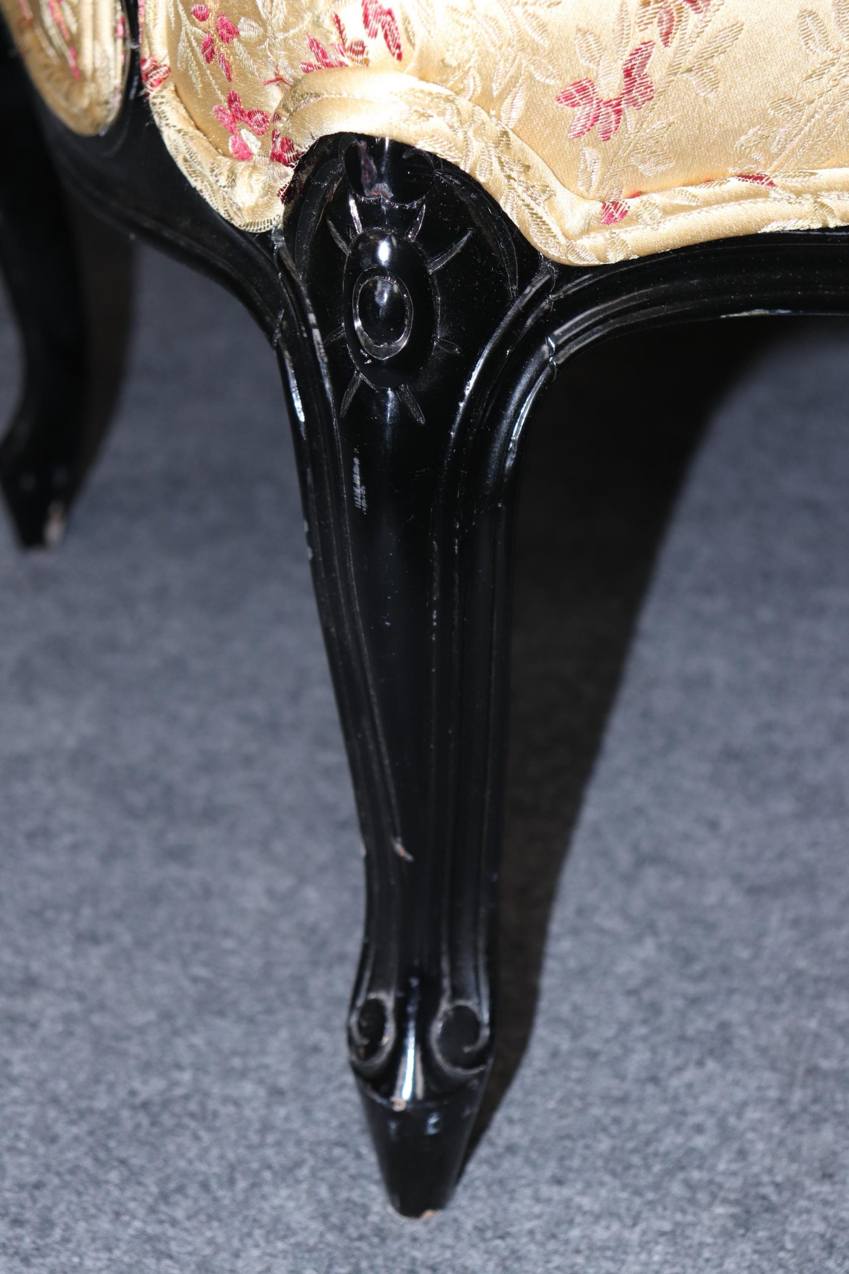 Vintage Louis XV Style Armchairs: Ebonized Black Lacquer, Upholstered Pair - Image 7