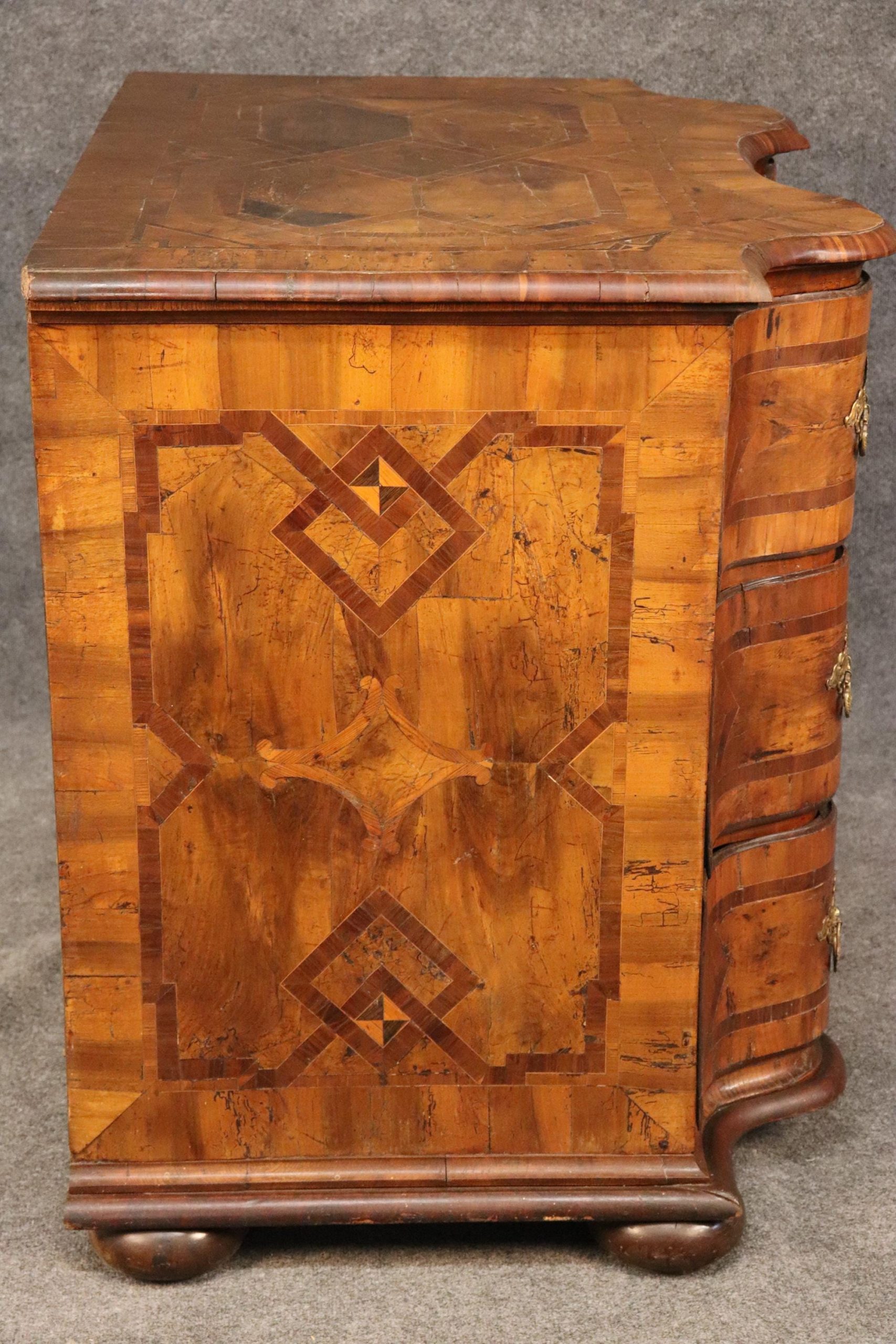 Antique Italian Rococo Inlaid Commode: 18th Century Walnut Chest - Image 3