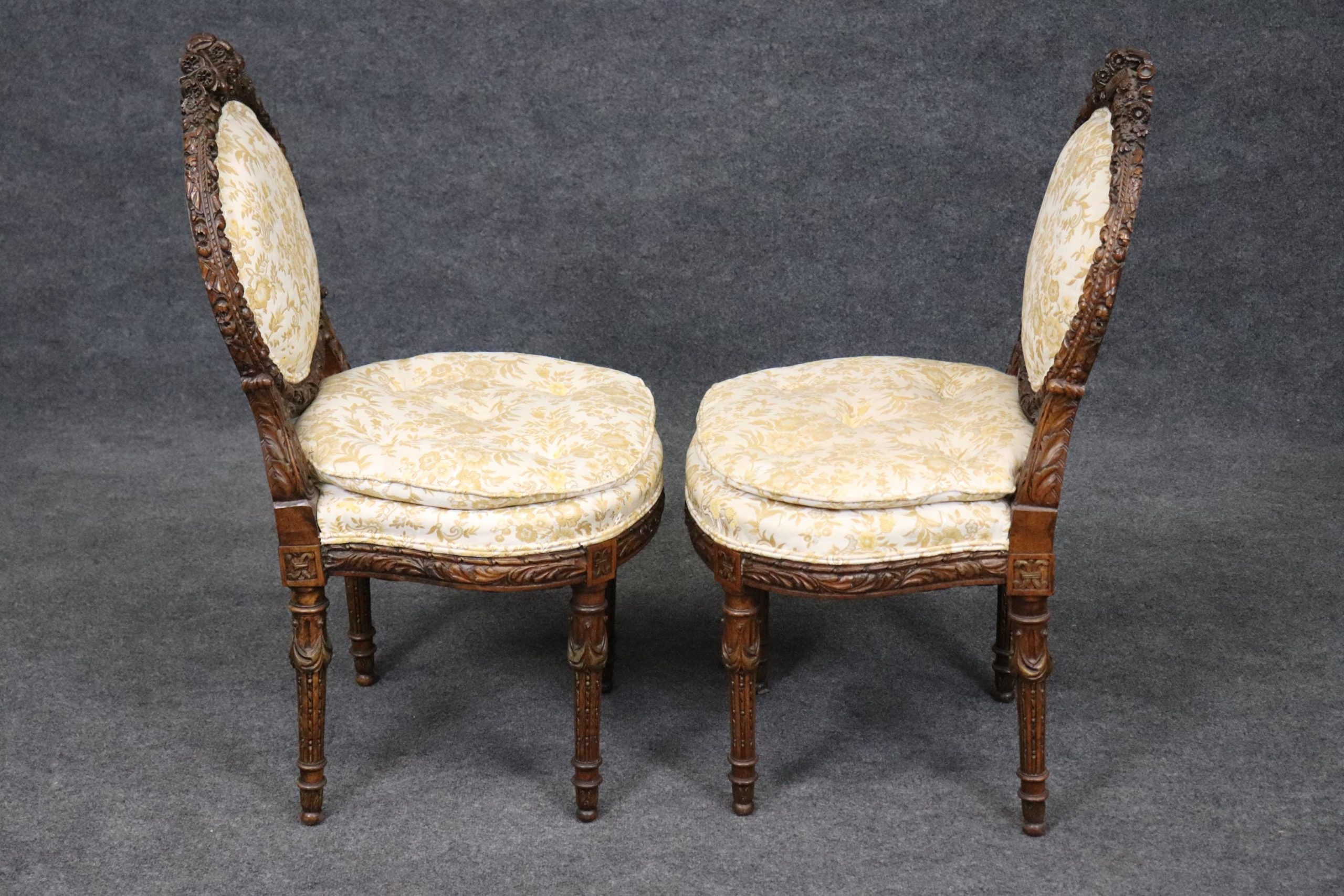 Antique Louis XVI Style Carved Side Chairs: Musical Motif Parlor Decor - Image 4