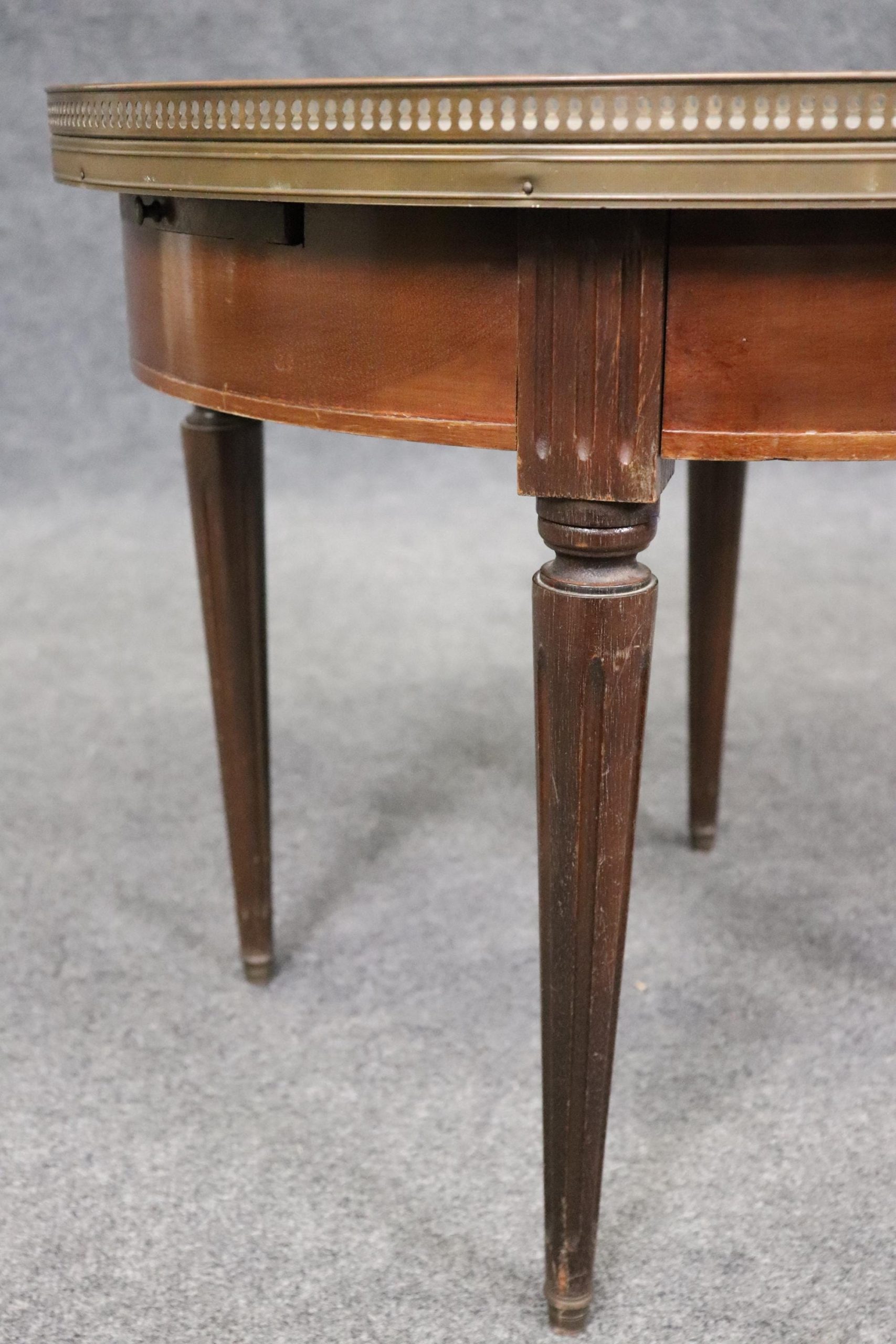 Louis XVI Style Marble Top Vintage End Table - Image 8