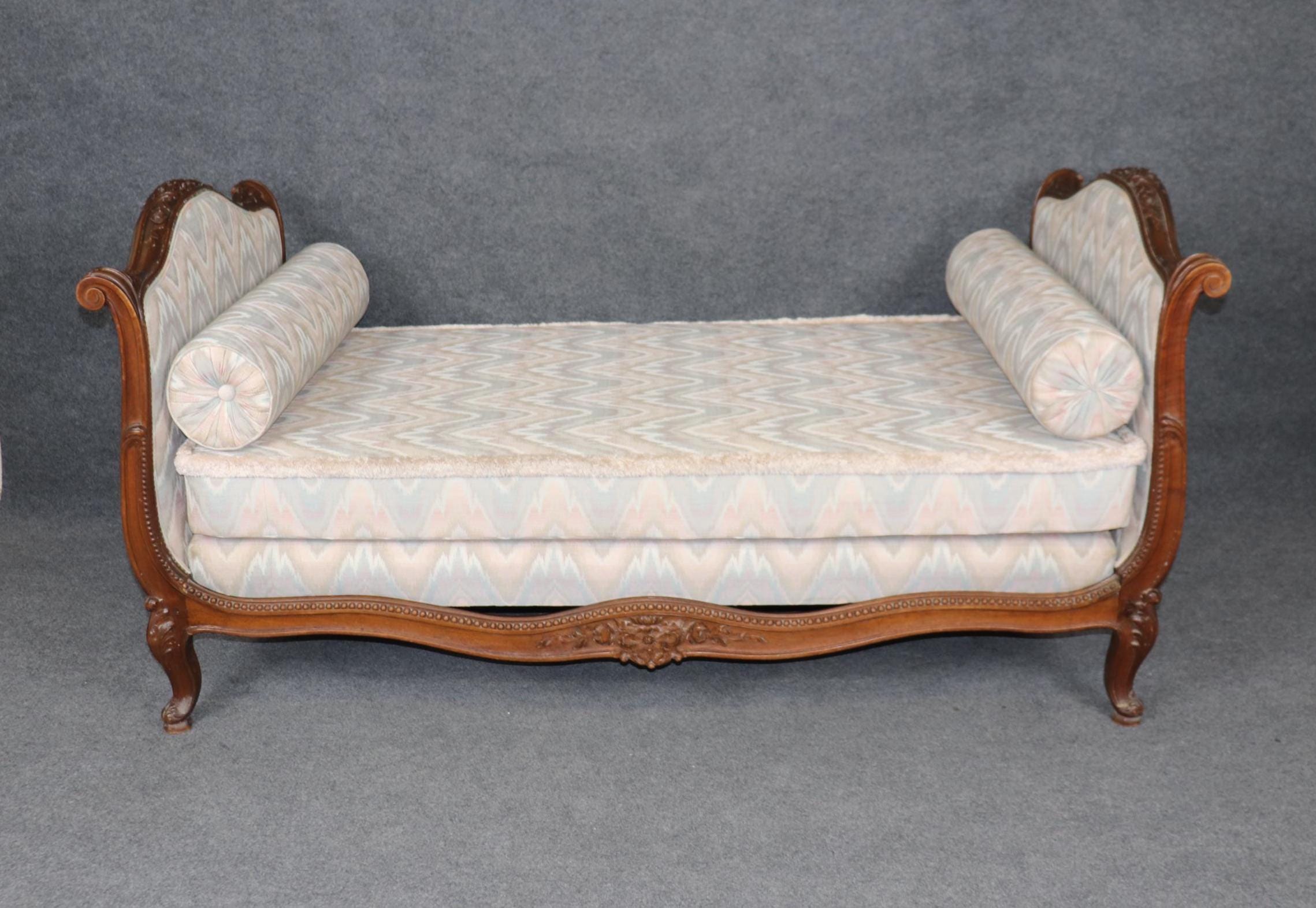 Antique 19th Century Louis XV Style Carved Daybed, Bed - Image 2
