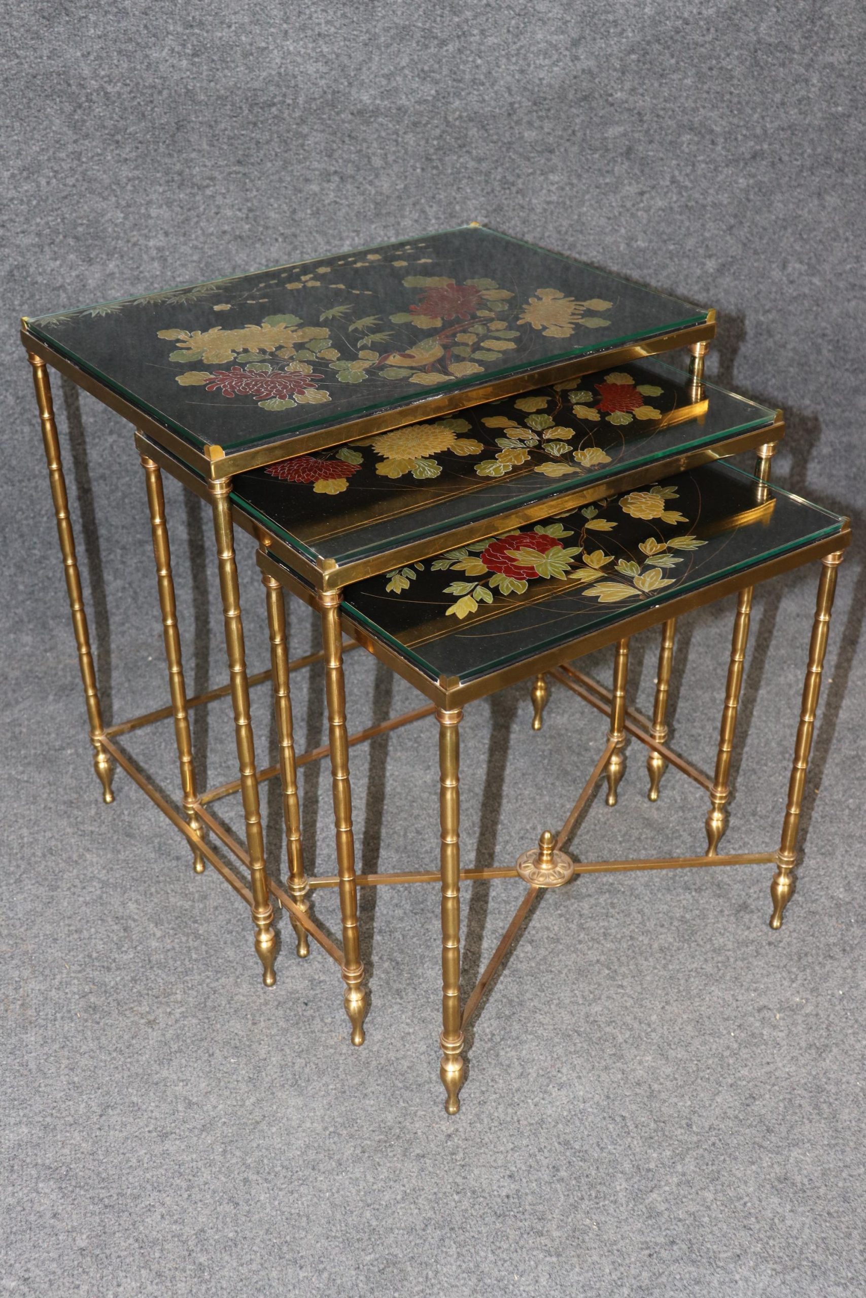 Maison Jansen Bronze Nesting Tables: Vintage Chinoiserie Gold Accent - Image 2