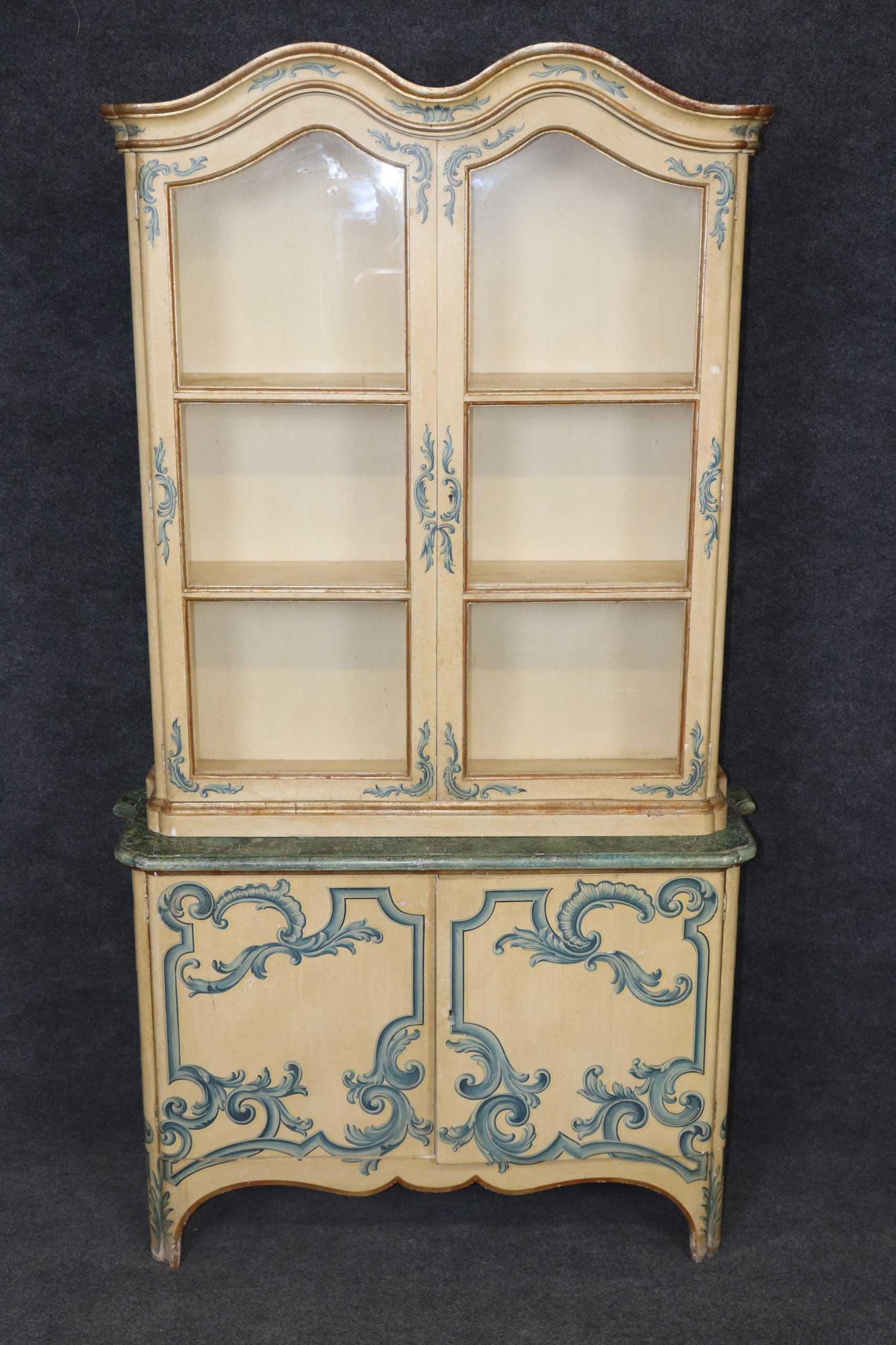Baker Furniture Curio Cabinet: Vintage Venetian Painted Display Vitrine - Image 2