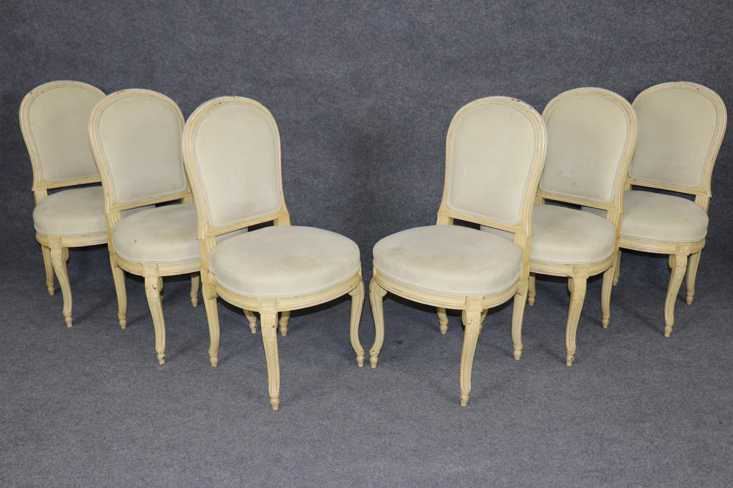 Set of 6 French Louis XV Style Distressed Dining Chairs: Early 20th Century - Image 2