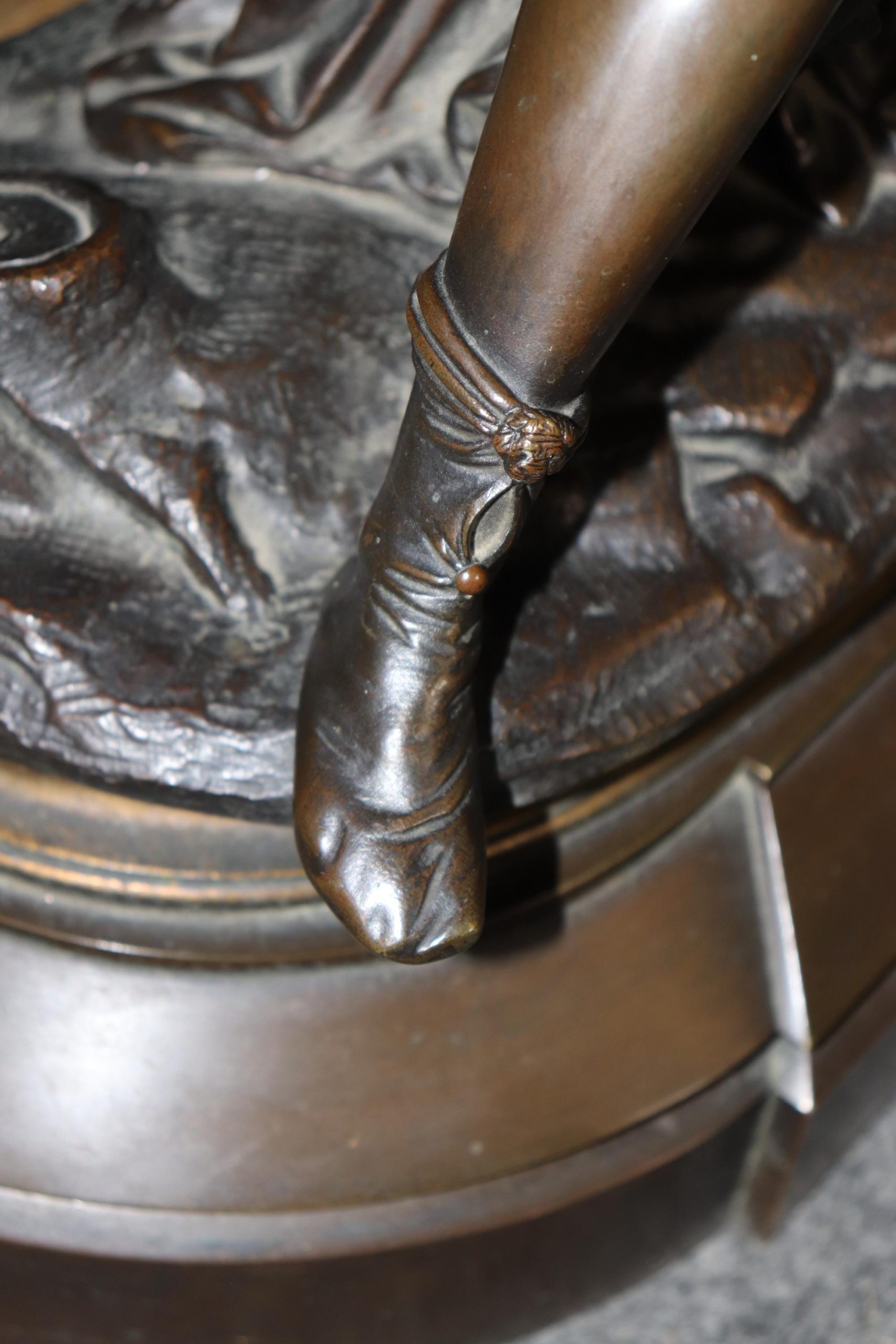 Antique 19th Century French Bronze Sculpture of Diana the Huntress by A. Moreau, Statue - Image 9