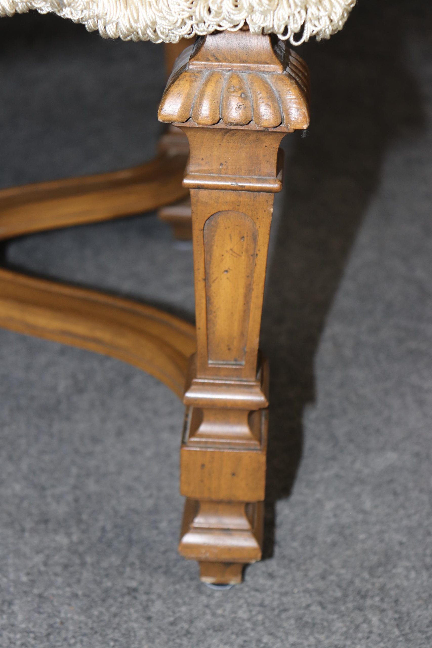 6 Baker Louis XIV Style Upholstered and Carved Dining Chairs, Side Chairs - Image 7