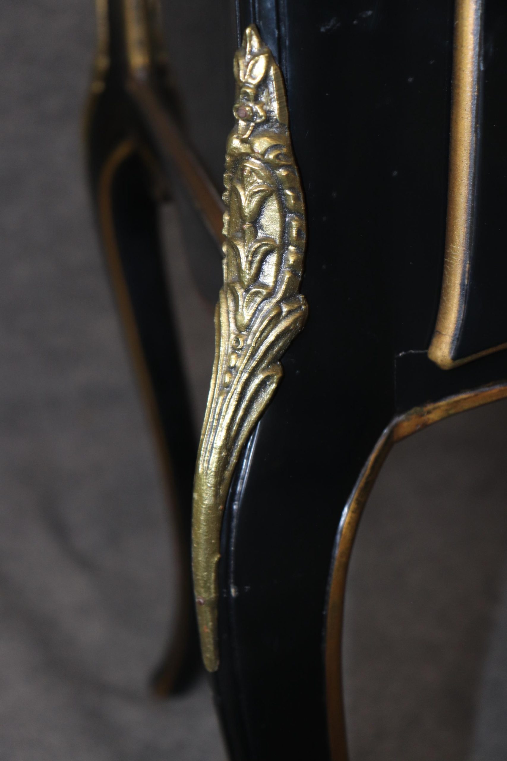 Baker Louis XV Style Black Ebonized Brass Mounted Leather Top Desk, Vintage Desk - Image 10