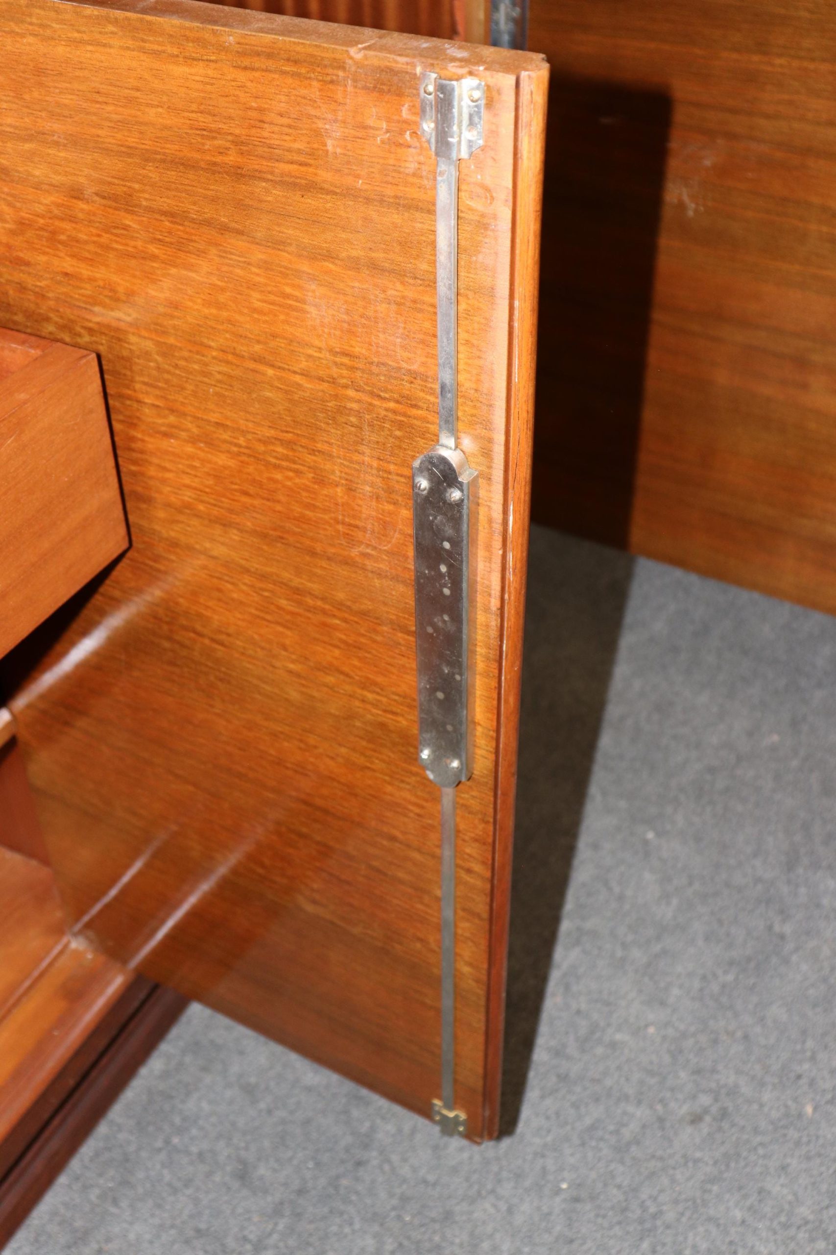 French Art Deco Rosewood Sideboard In the Manner of Ruhlmann, Server - Image 6