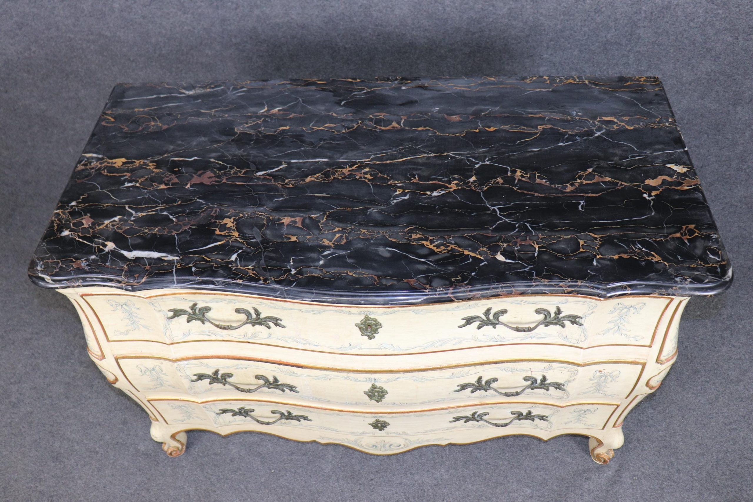 Mid Century Pair of Venetian Style Paint Decorated Portoro Marble Top Commodes by John Widdicomb, Dressers - Image 3